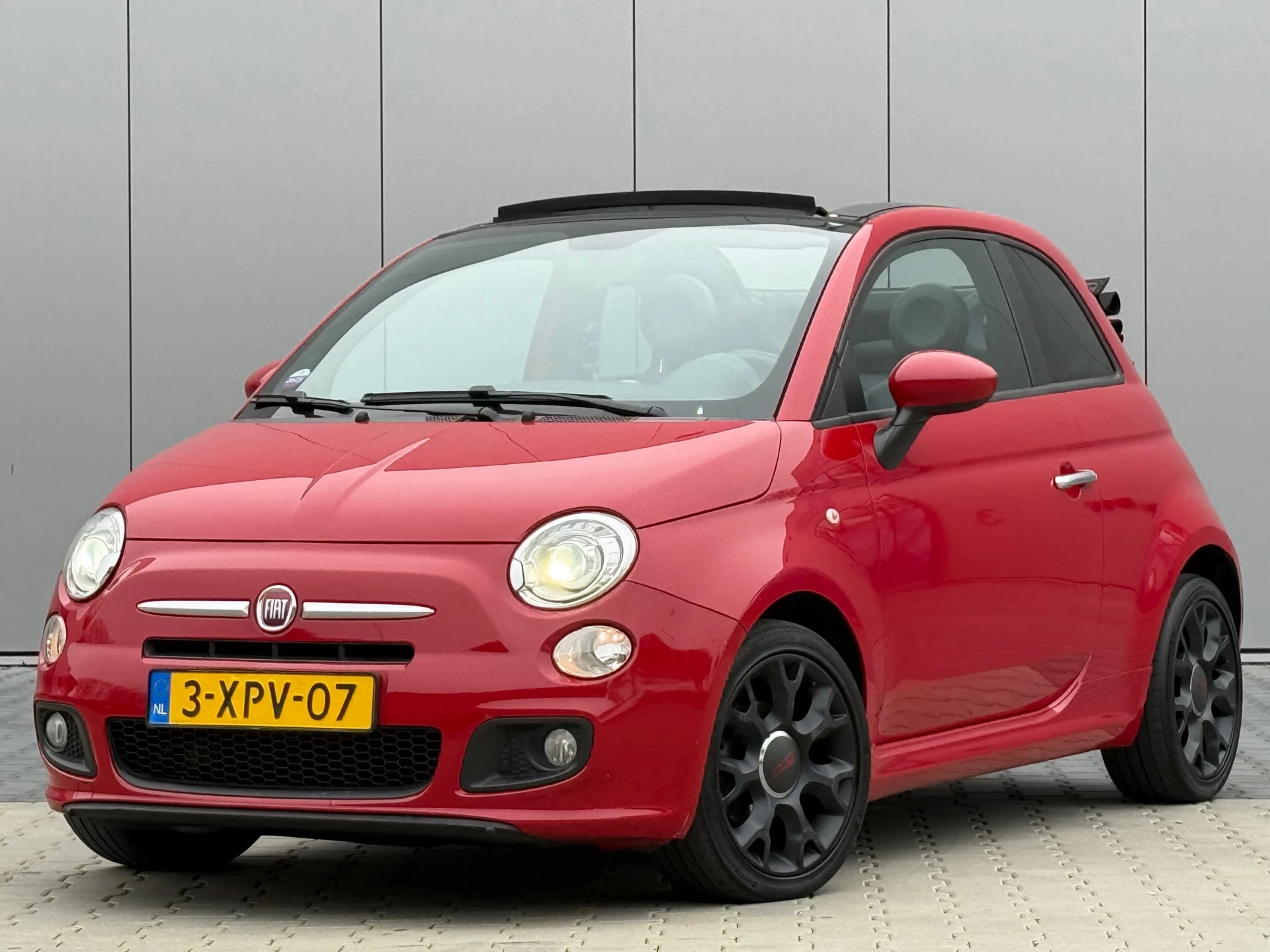 Hoofdafbeelding Fiat 500C