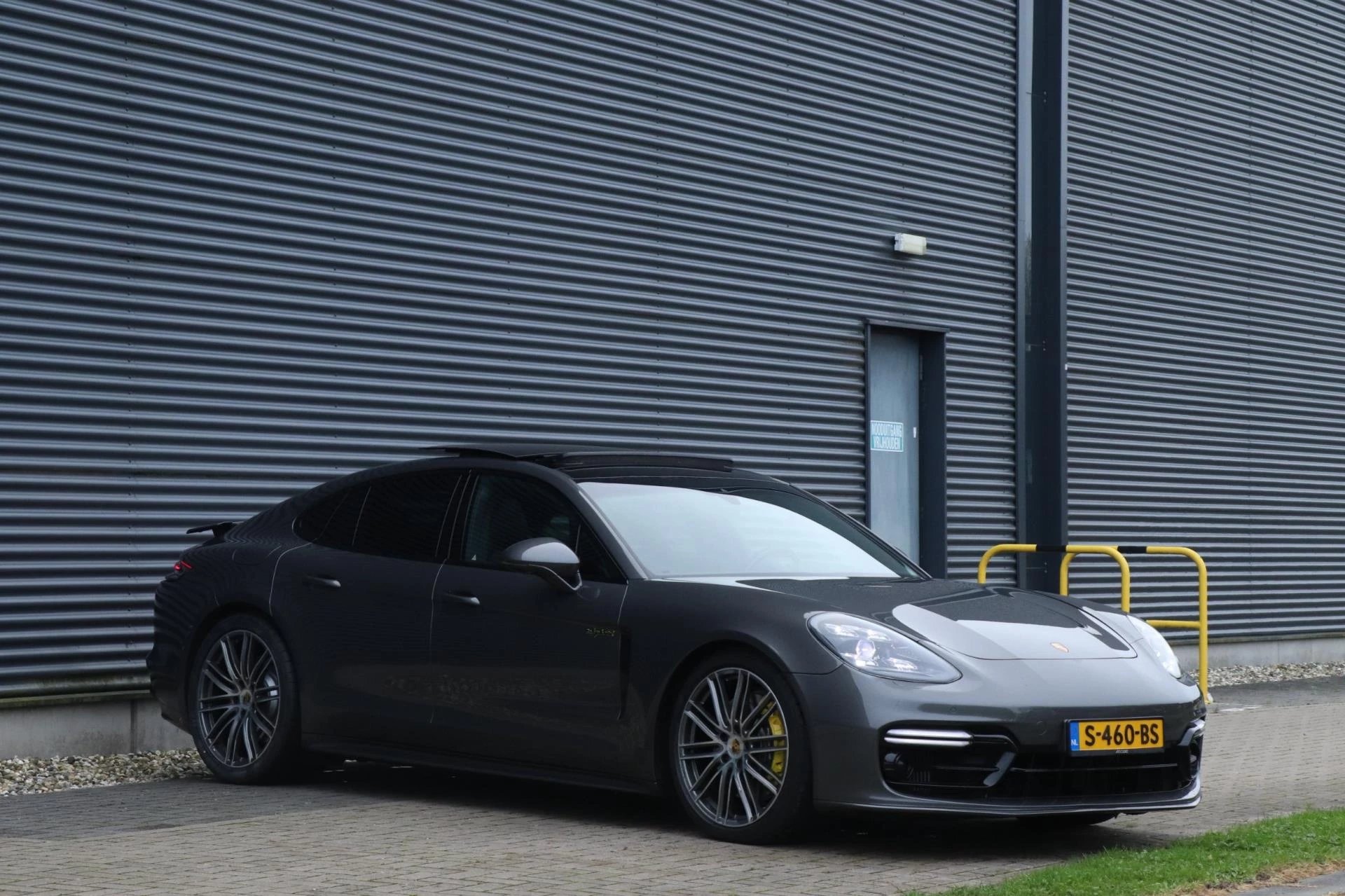 Hoofdafbeelding Porsche Panamera