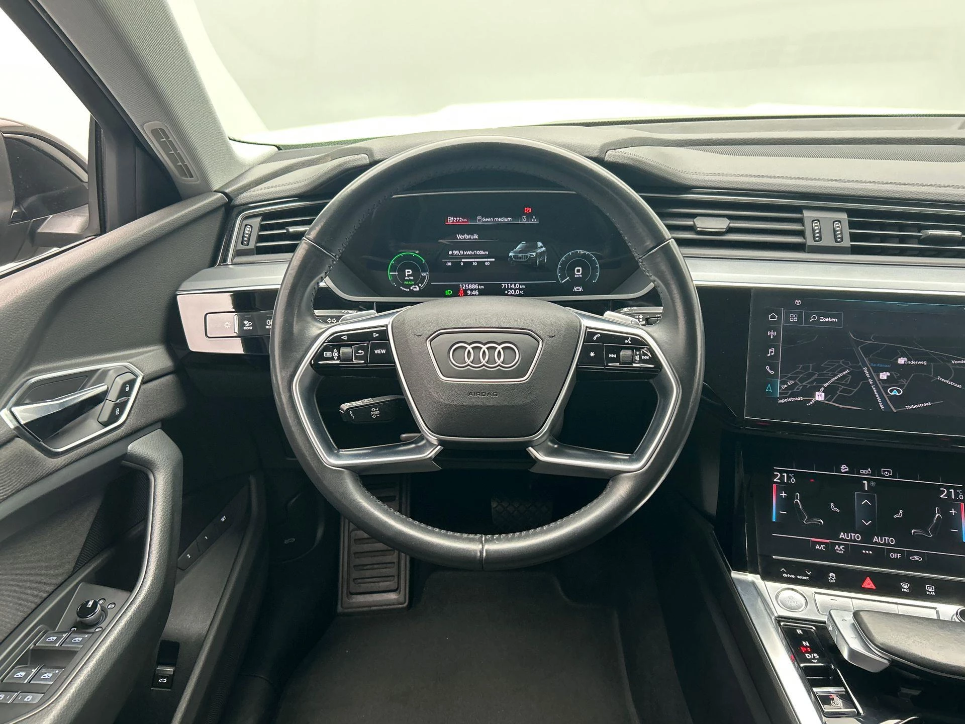 Hoofdafbeelding Audi e-tron