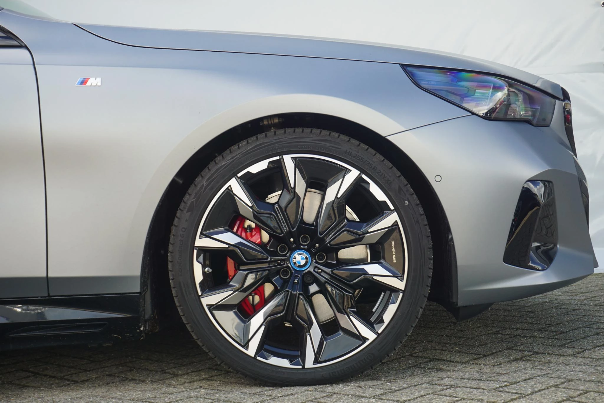 Hoofdafbeelding BMW i5