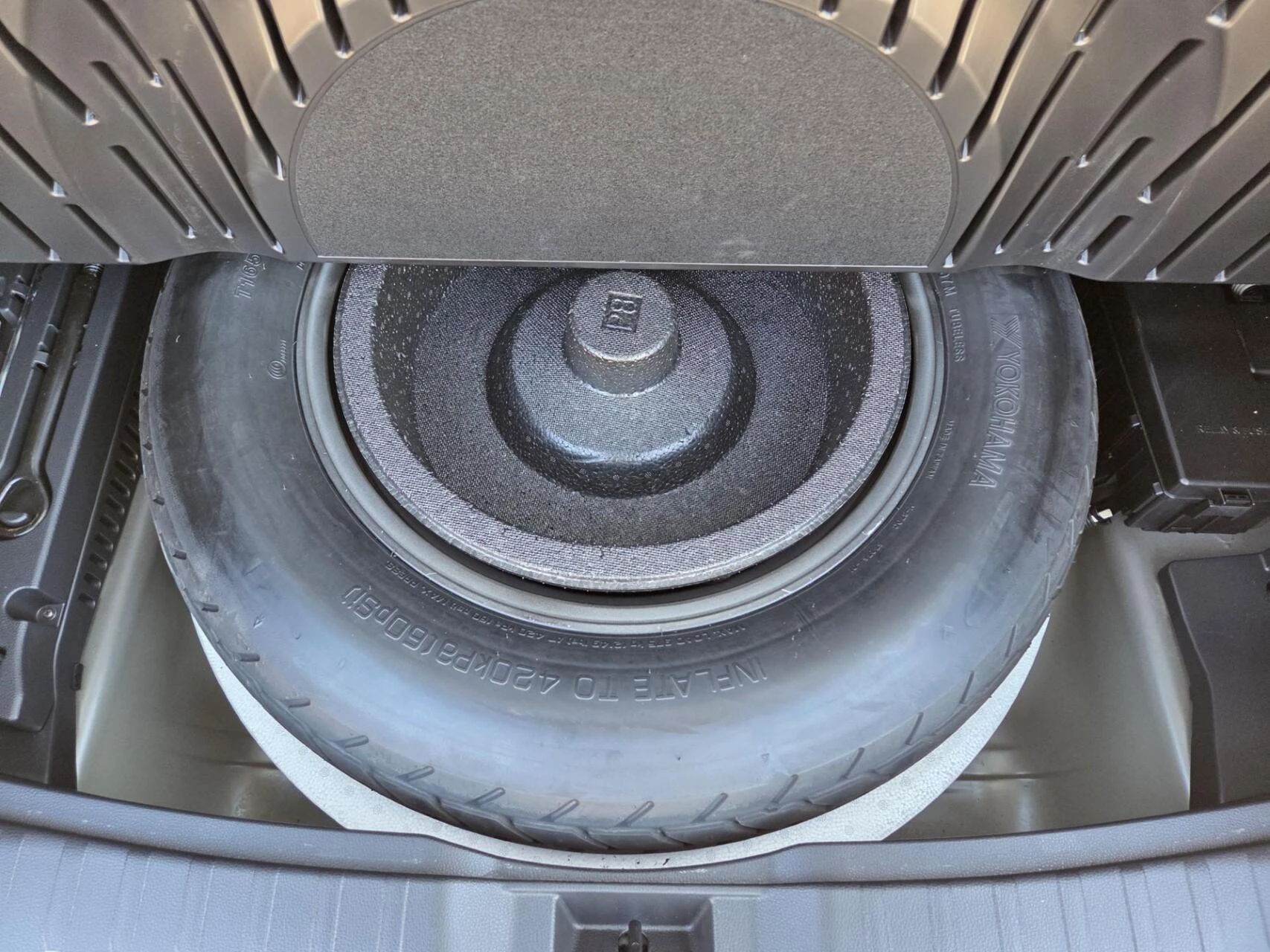 Hoofdafbeelding Suzuki Across