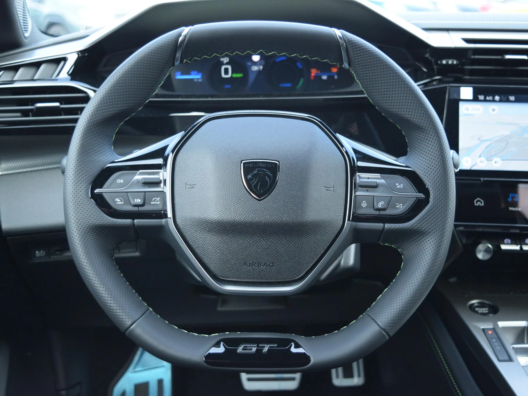 Hoofdafbeelding Peugeot e-308