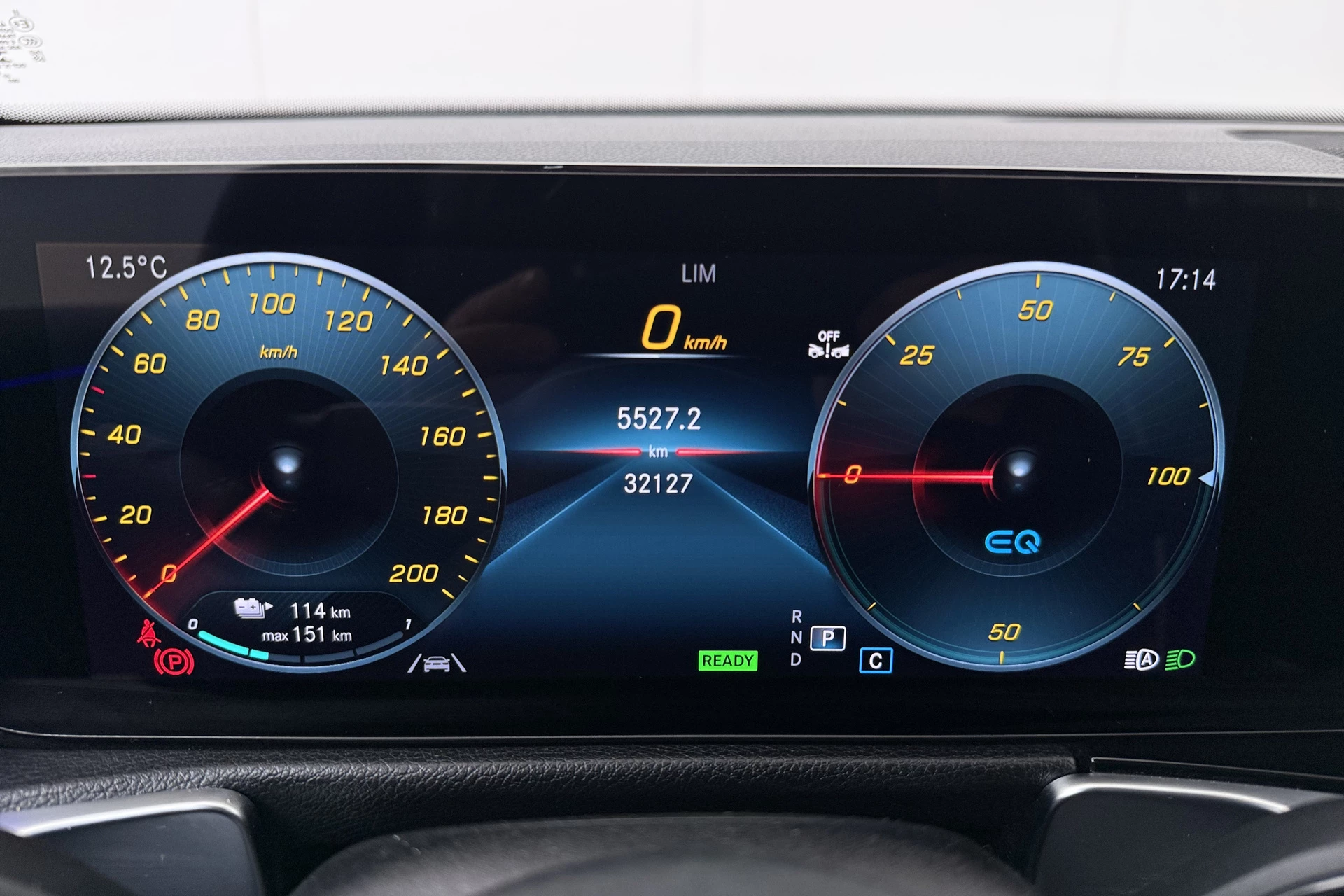 Hoofdafbeelding Mercedes-Benz EQB