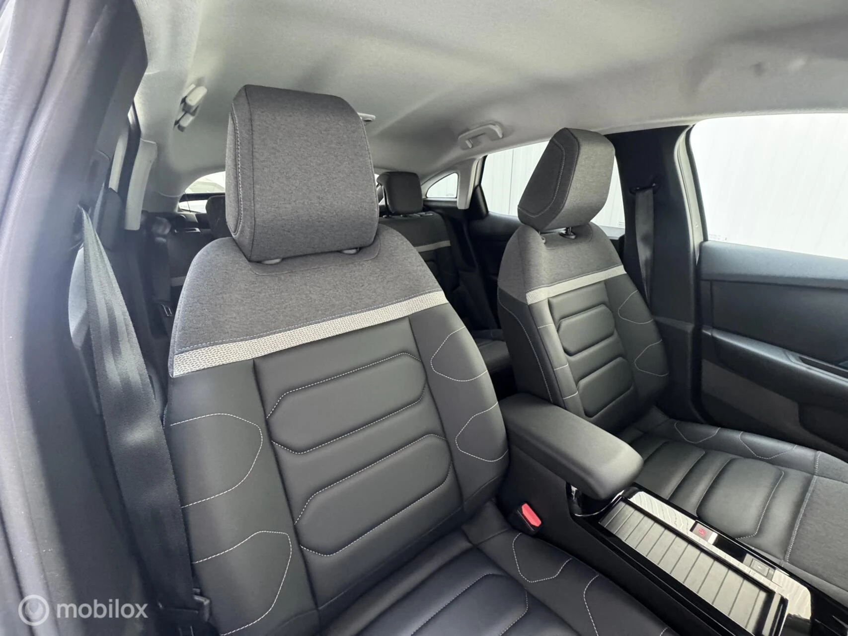 Hoofdafbeelding Citroën ë-C4