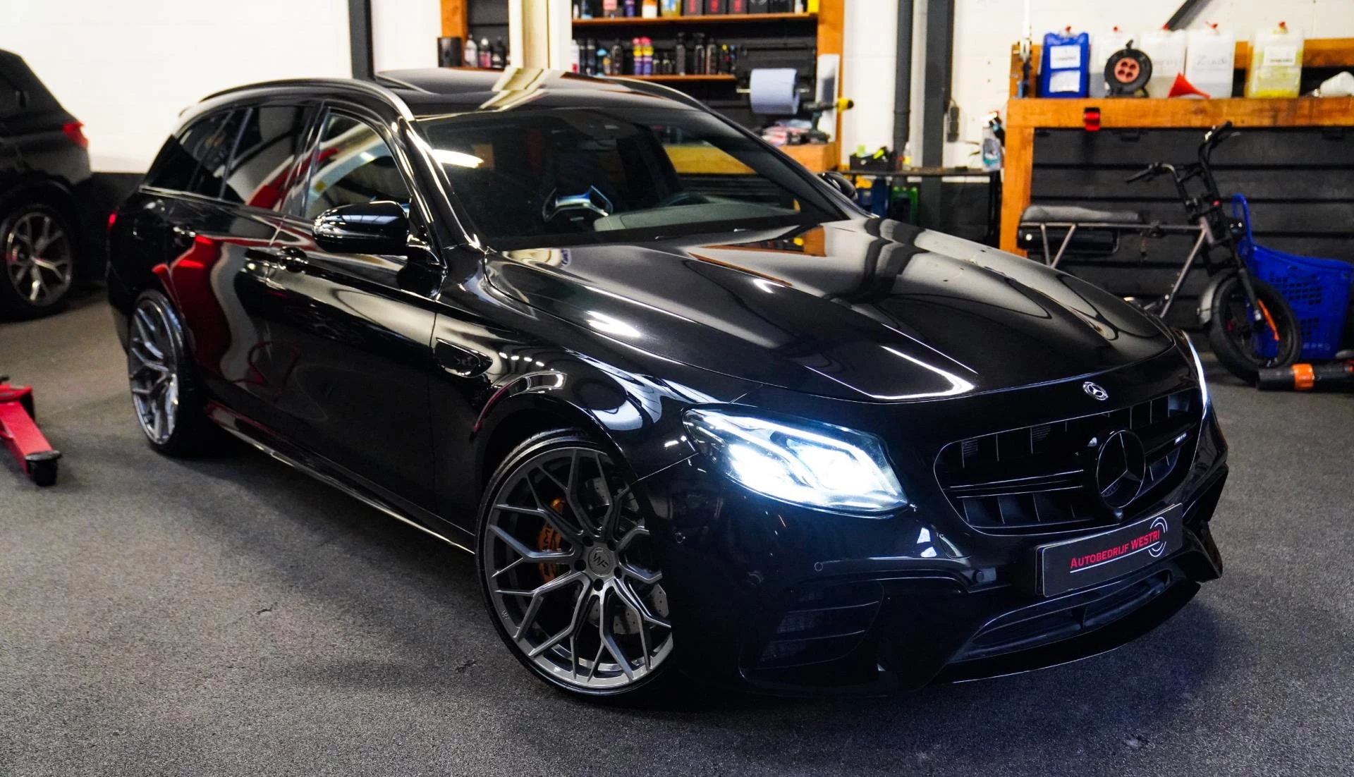 Hoofdafbeelding Mercedes-Benz E-Klasse