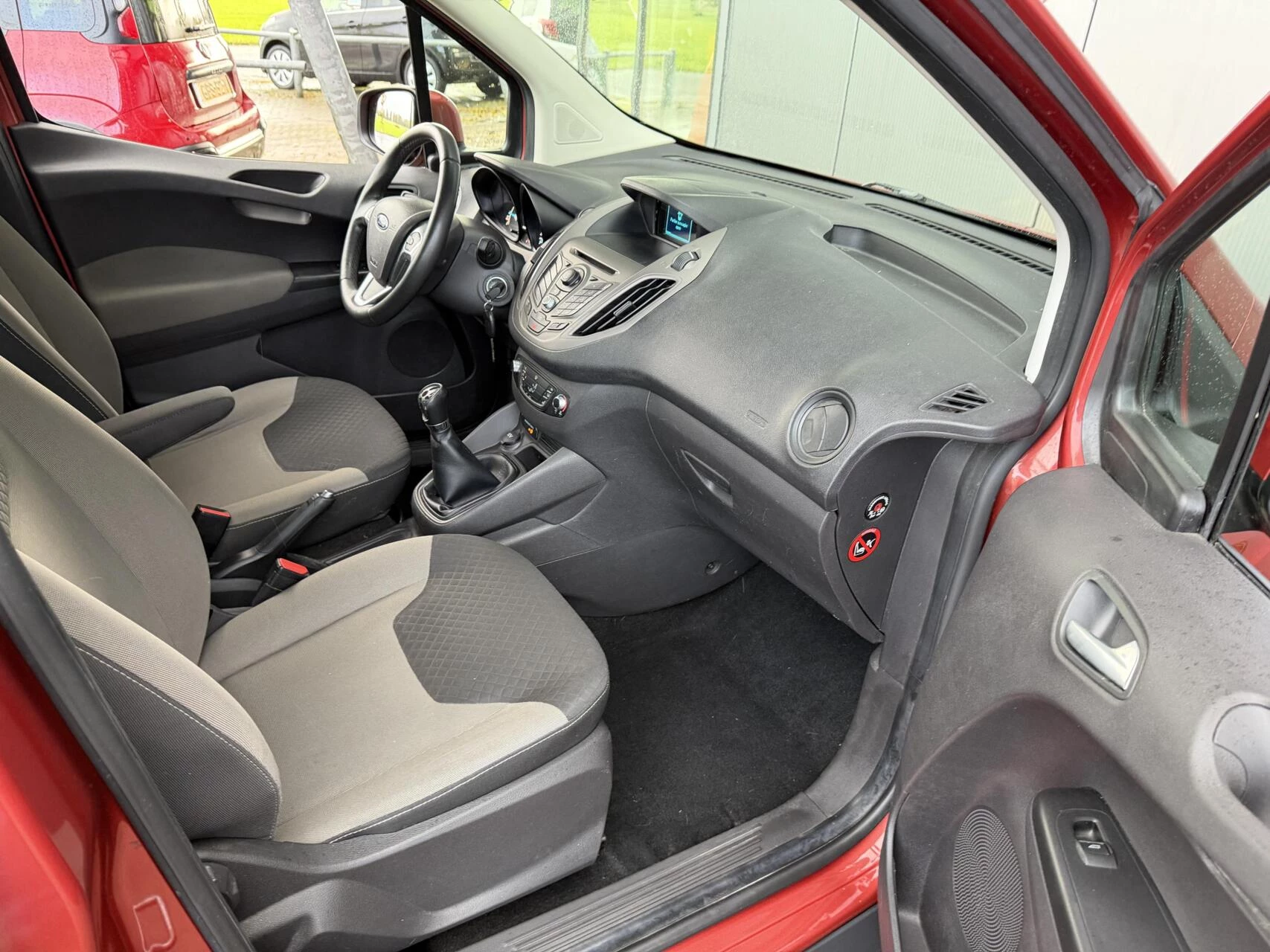 Hoofdafbeelding Ford Tourneo Courier