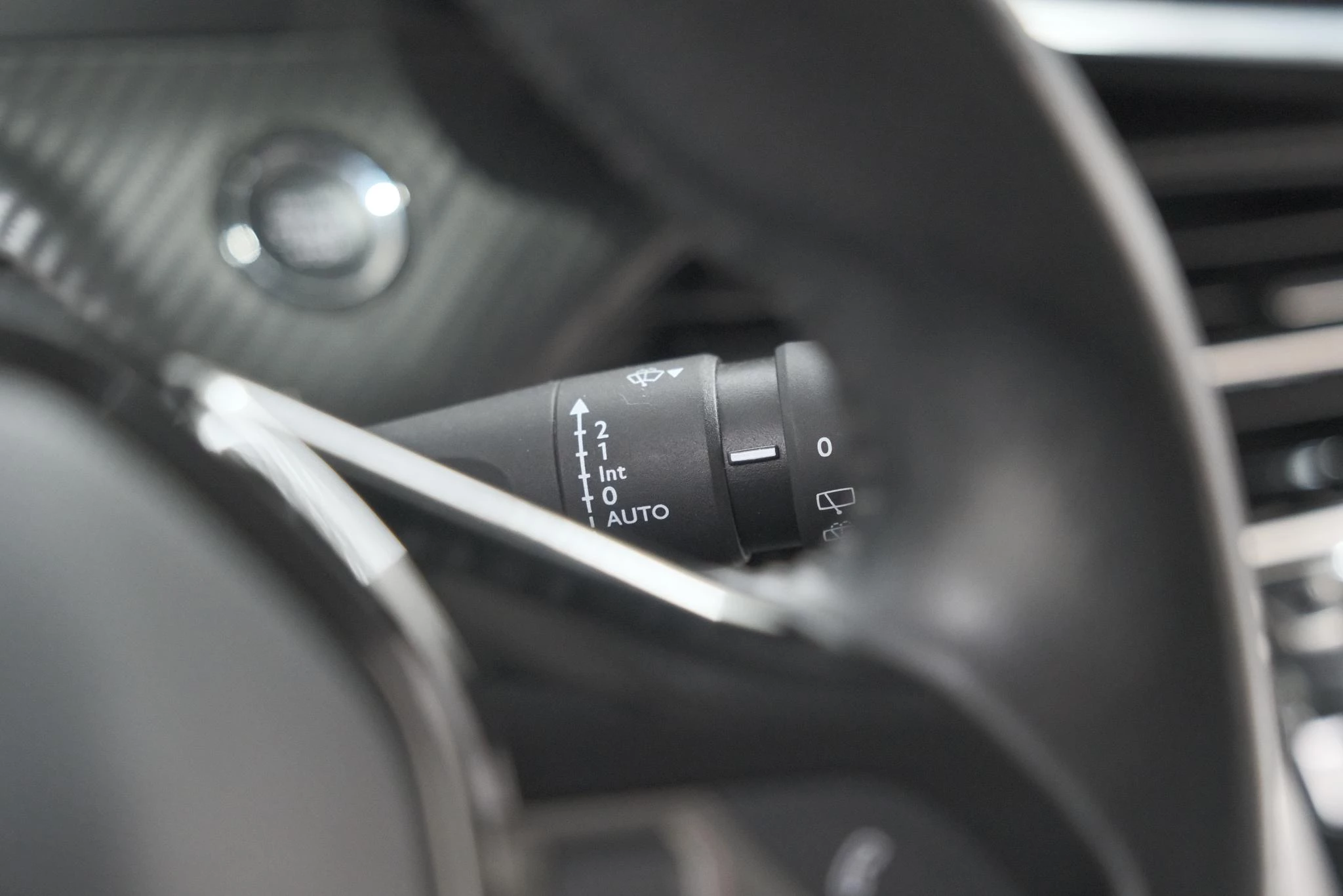 Hoofdafbeelding Peugeot e-2008