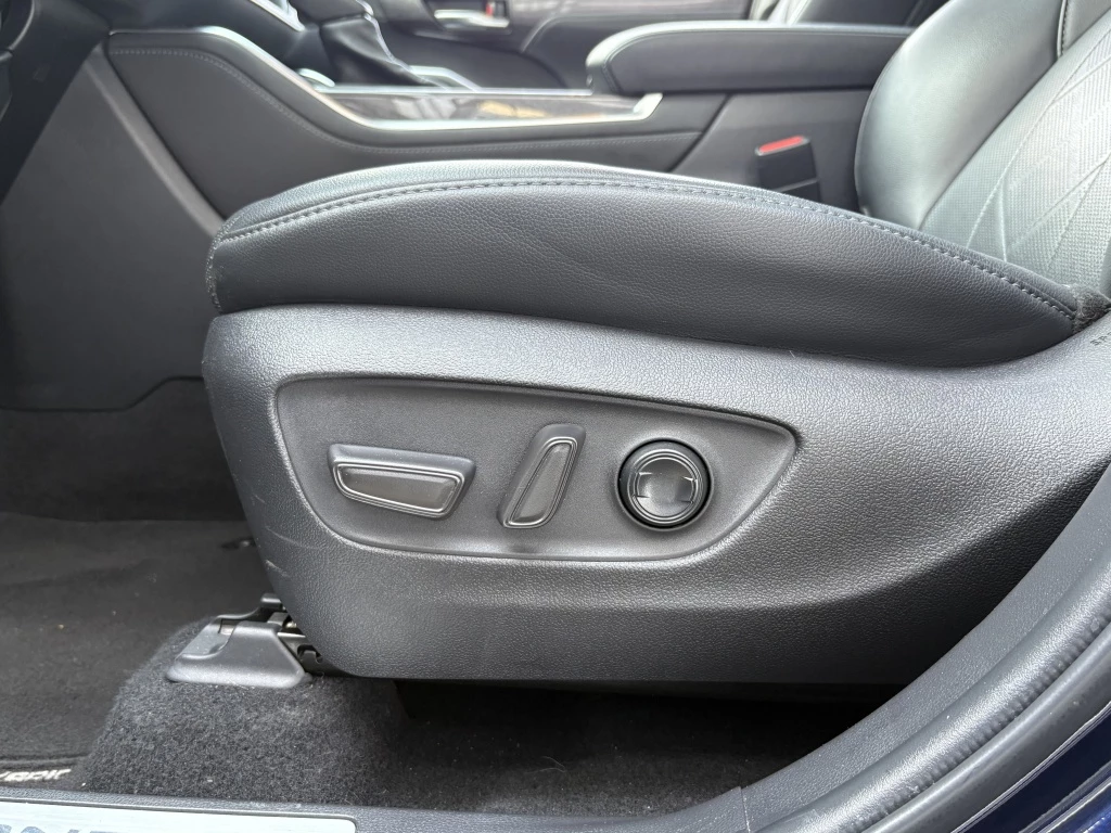 Hoofdafbeelding Toyota Highlander