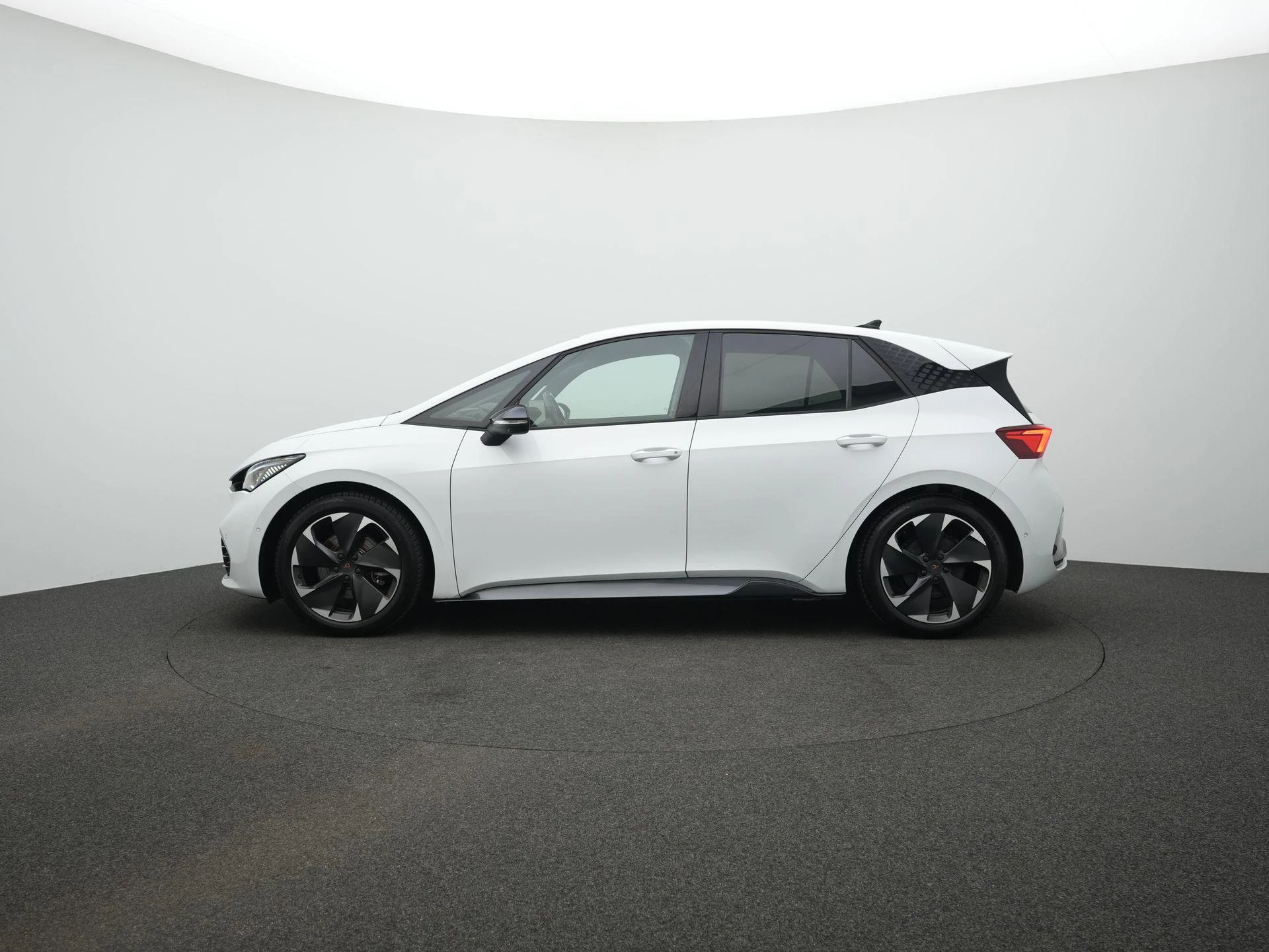 Hoofdafbeelding CUPRA Born