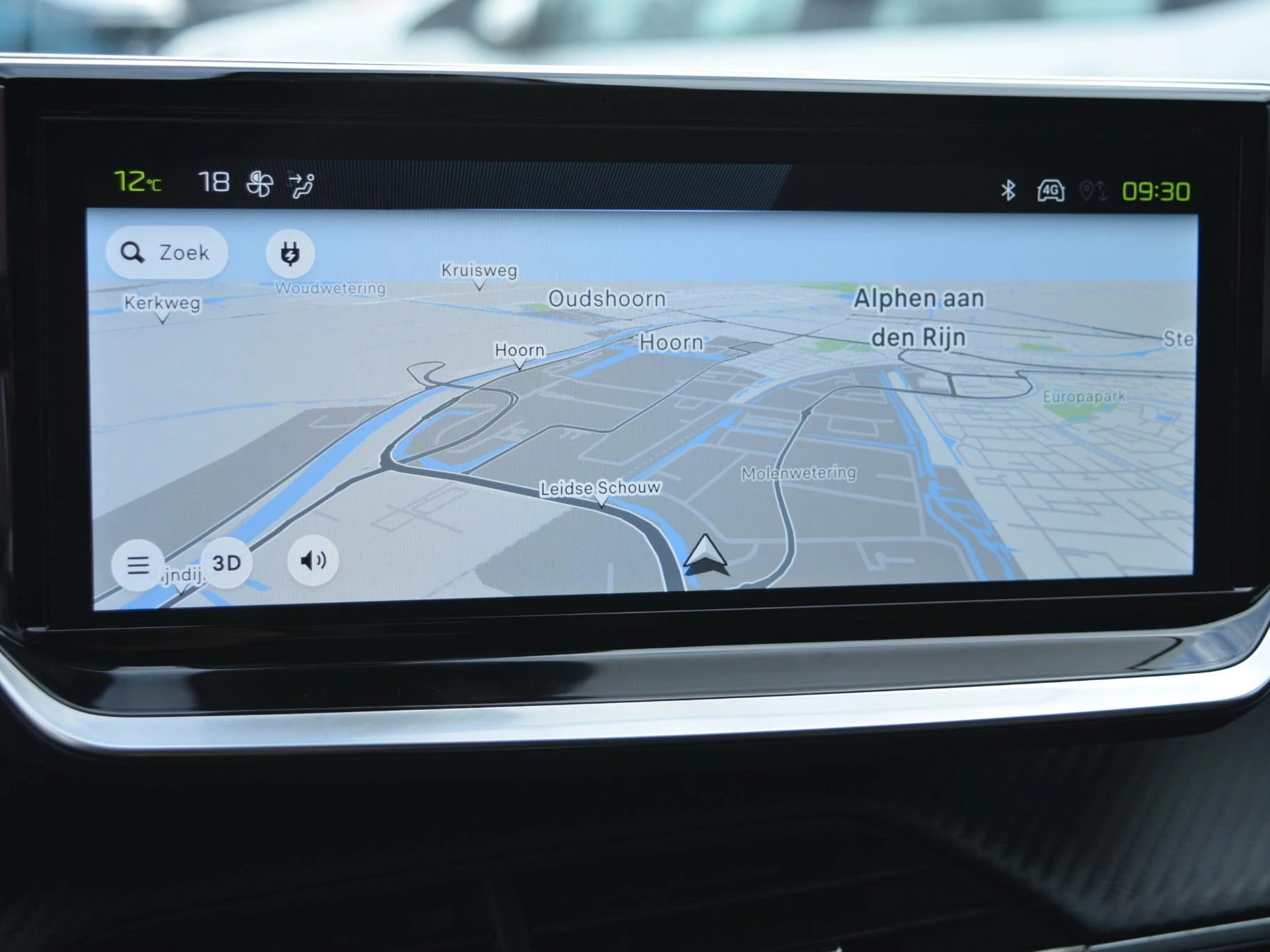 Hoofdafbeelding Peugeot e-2008