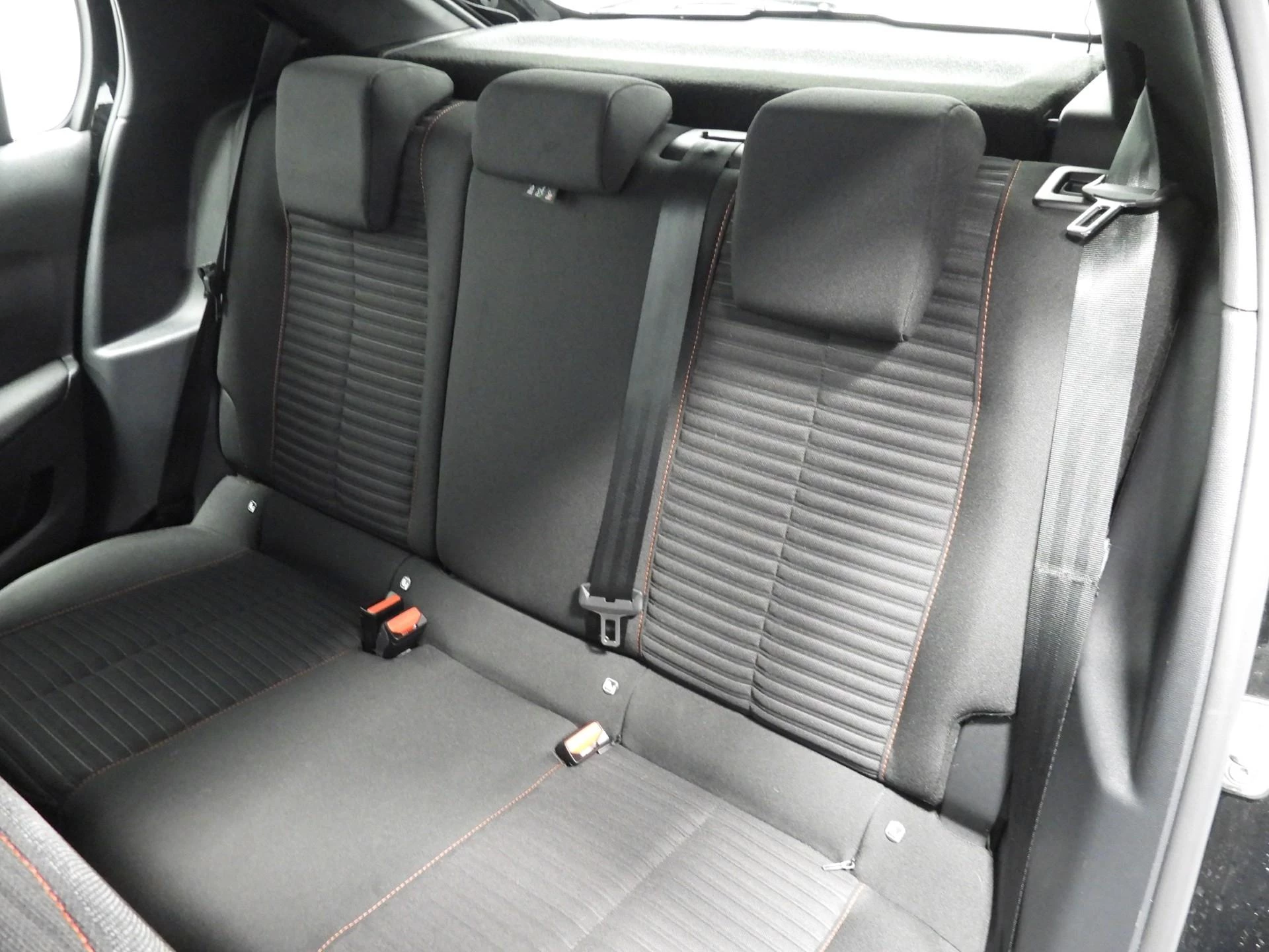 Hoofdafbeelding Peugeot e-208