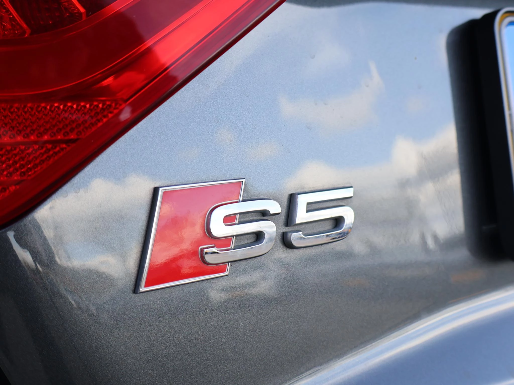 Hoofdafbeelding Audi S5