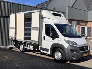 Fiat Ducato 35 2.3 JTD Koeltransport Tot 0° graden Bakwagen Nachtaansluiting met 800kg laadklep Cruise controle Airco Navigatie 3 persoons Euro 6 Bakwagen Koelauto Koeling Visvervoer Vleestransport Bakker Koelwagen