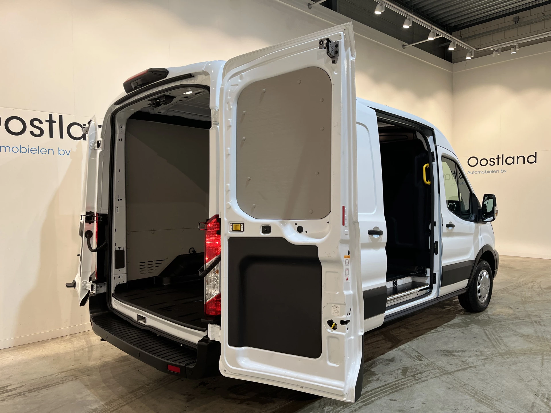 Hoofdafbeelding Ford E-Transit