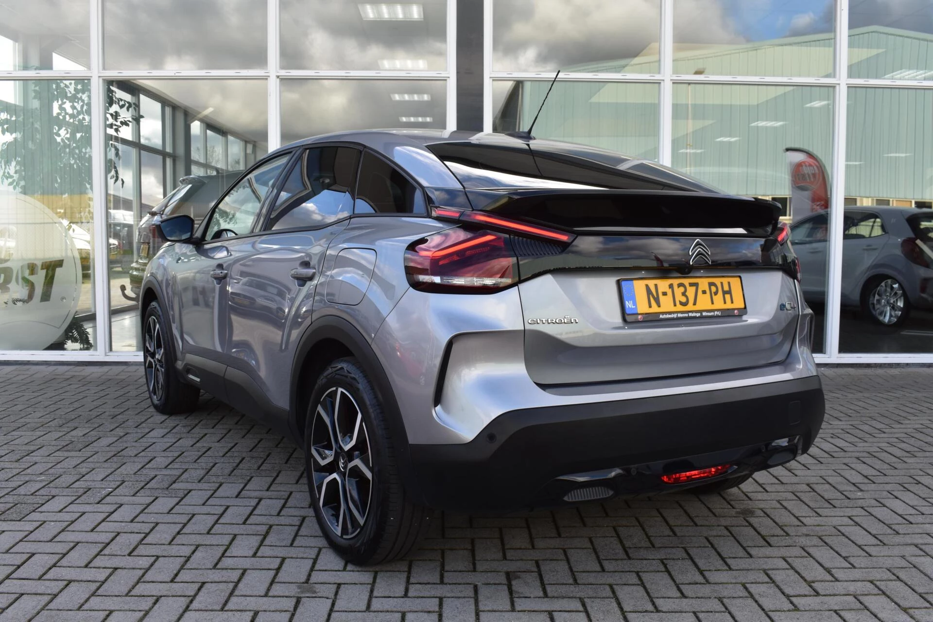 Hoofdafbeelding Citroën ë-C4