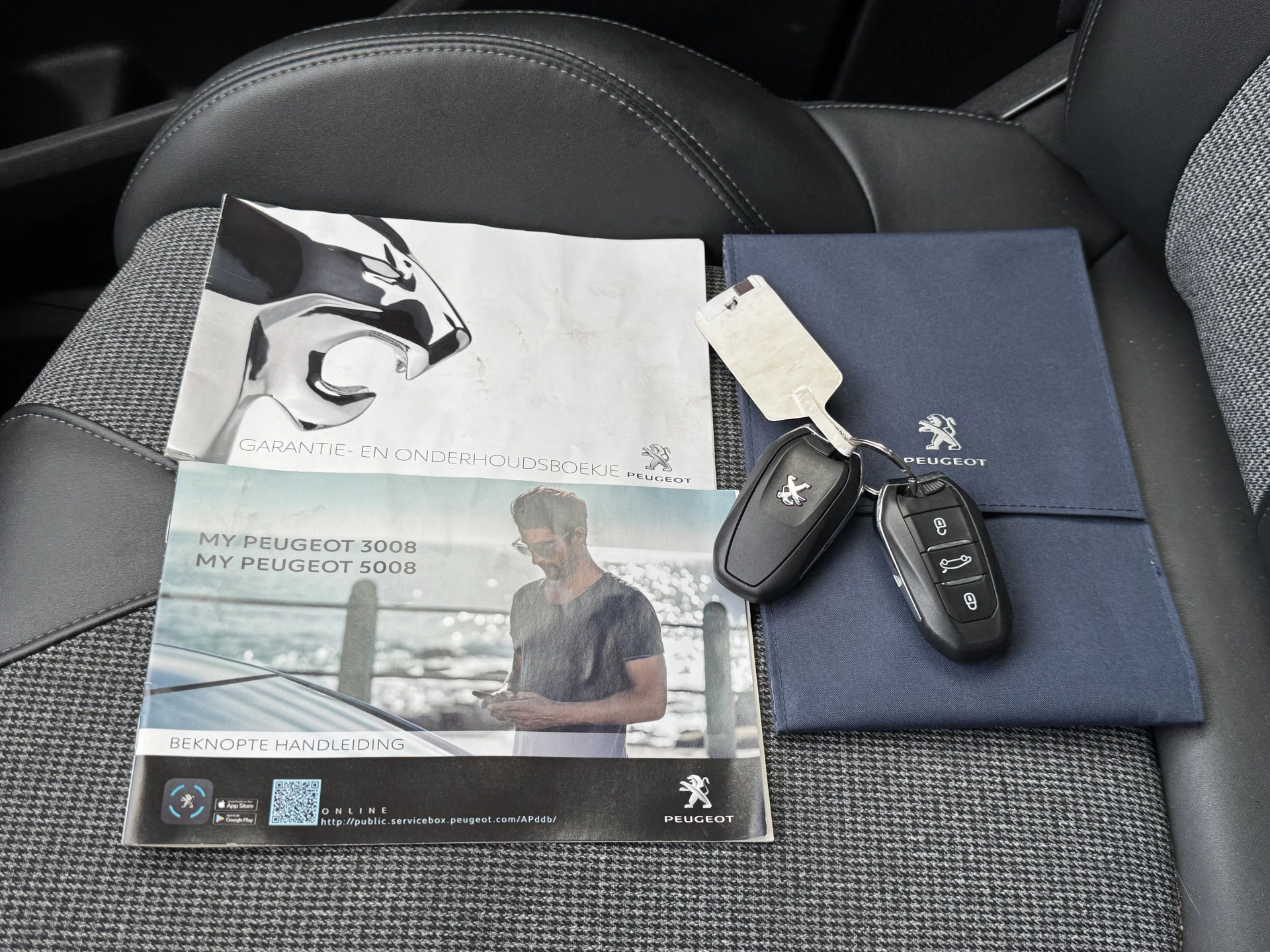 Hoofdafbeelding Peugeot 5008