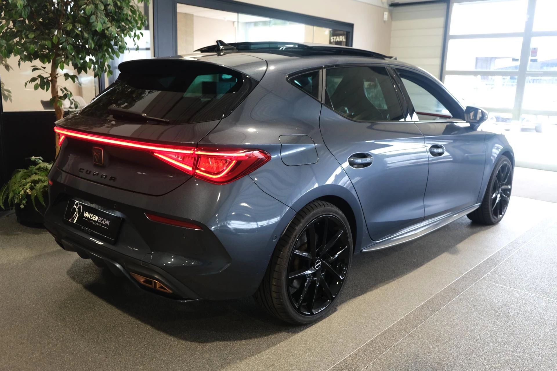 Hoofdafbeelding CUPRA Leon
