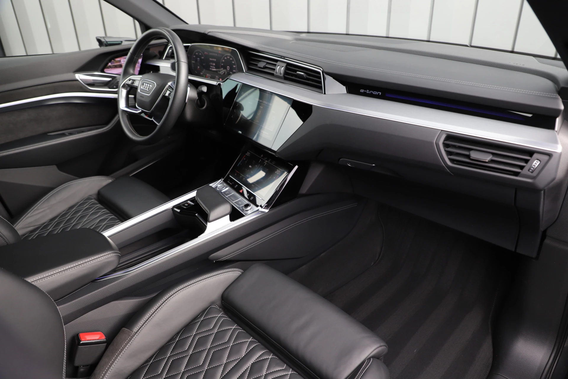 Hoofdafbeelding Audi e-tron