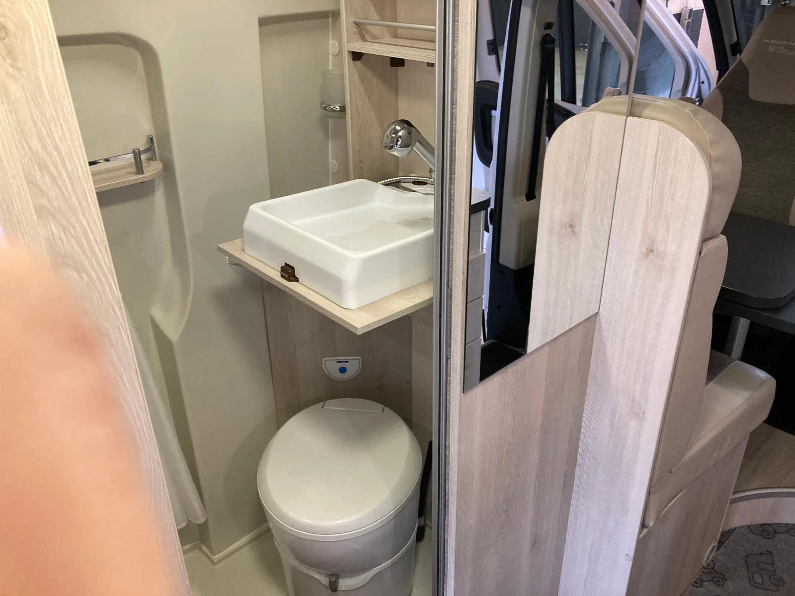 Hoofdafbeelding Karma Mobil Dexter 540 Trend | 2019 | 130 PK | Compact & compleet