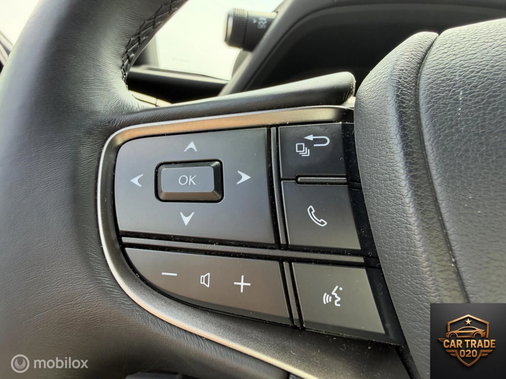 Hoofdafbeelding Lexus UX