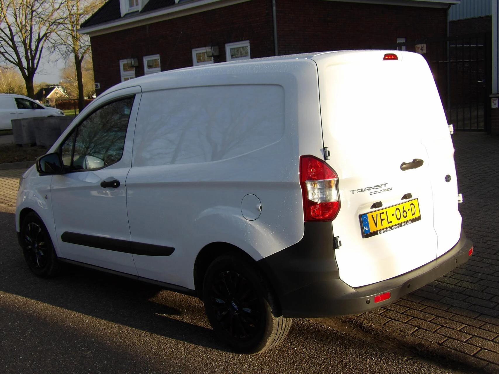 Hoofdafbeelding Ford Transit Courier