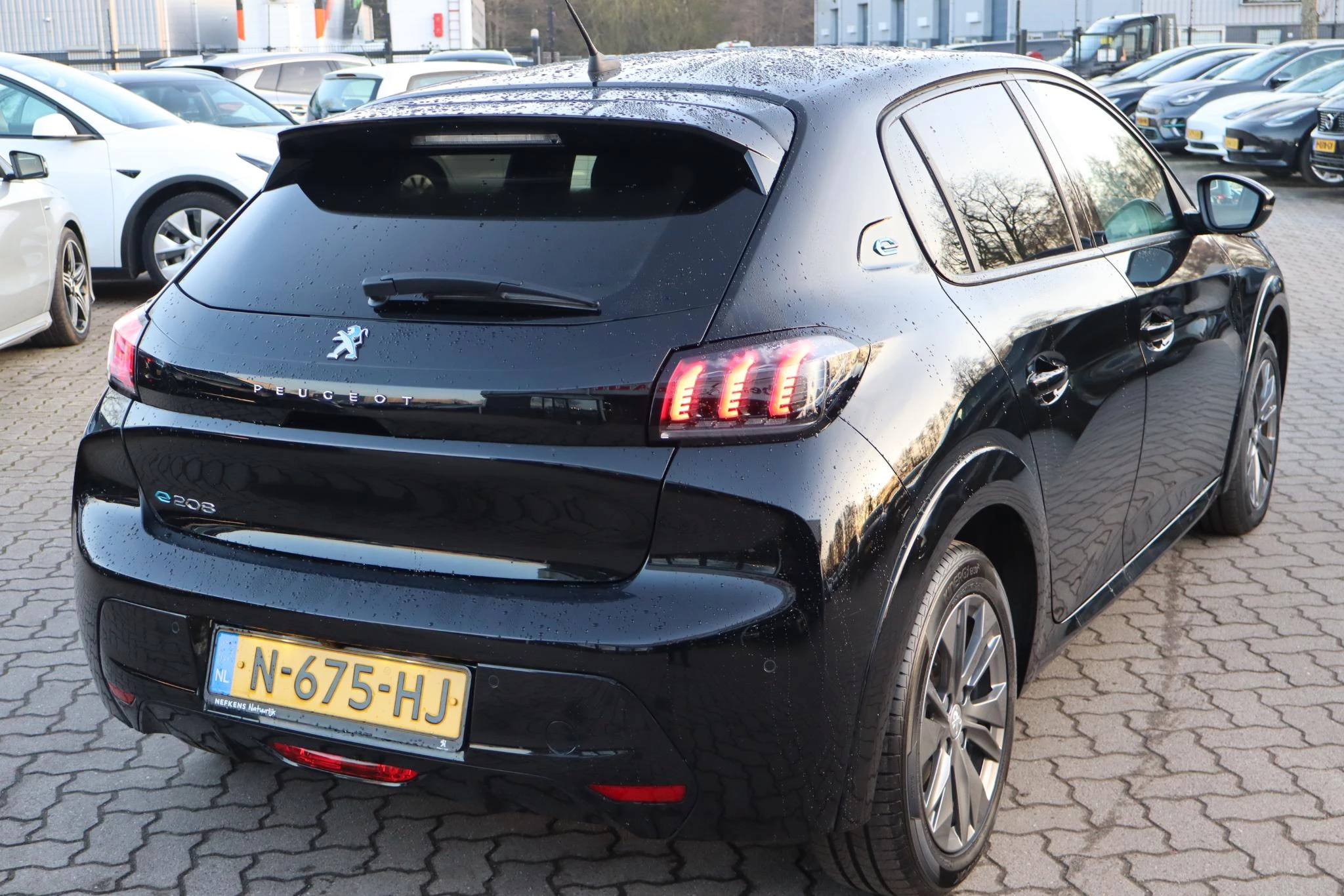 Hoofdafbeelding Peugeot e-208