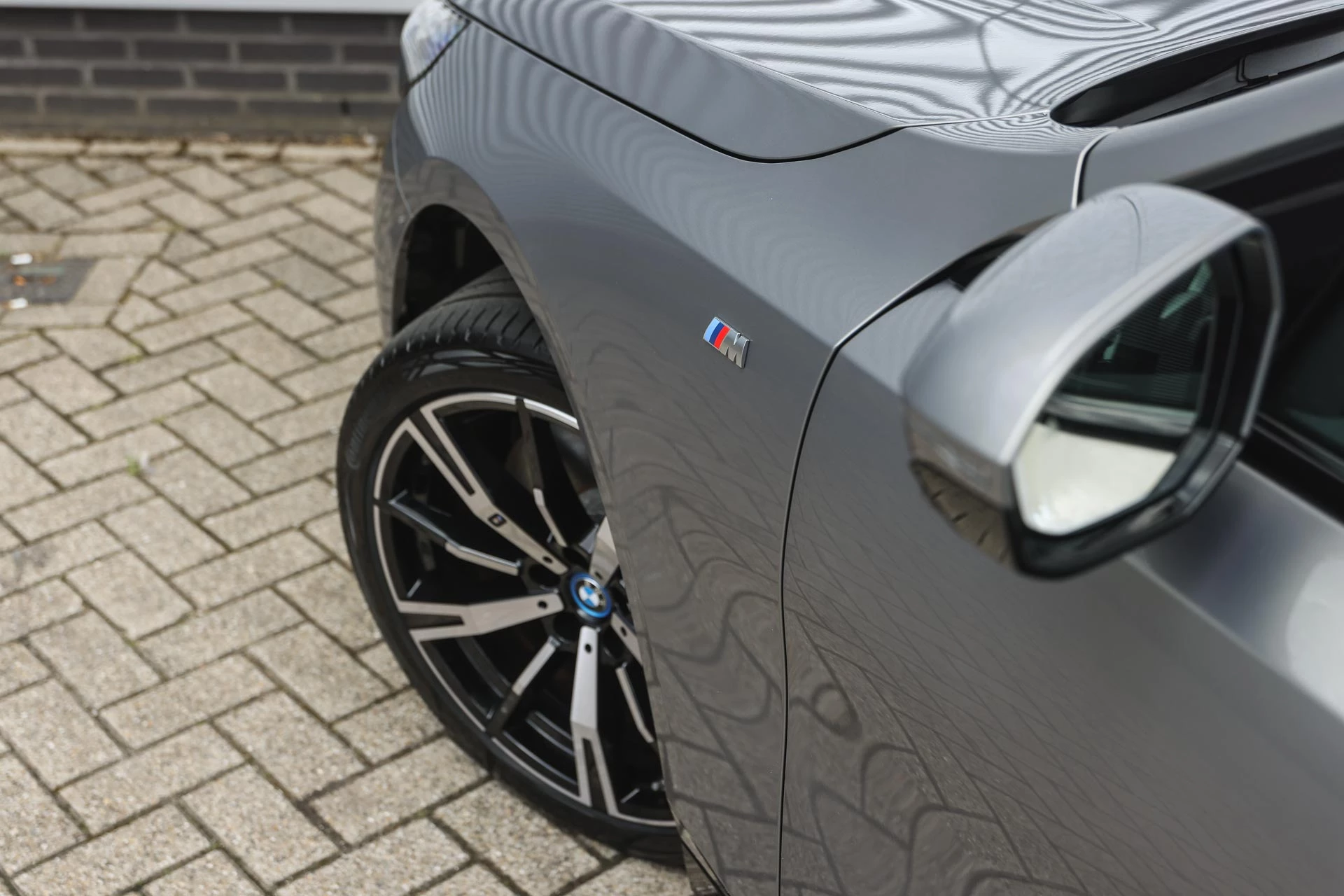 Hoofdafbeelding BMW i5