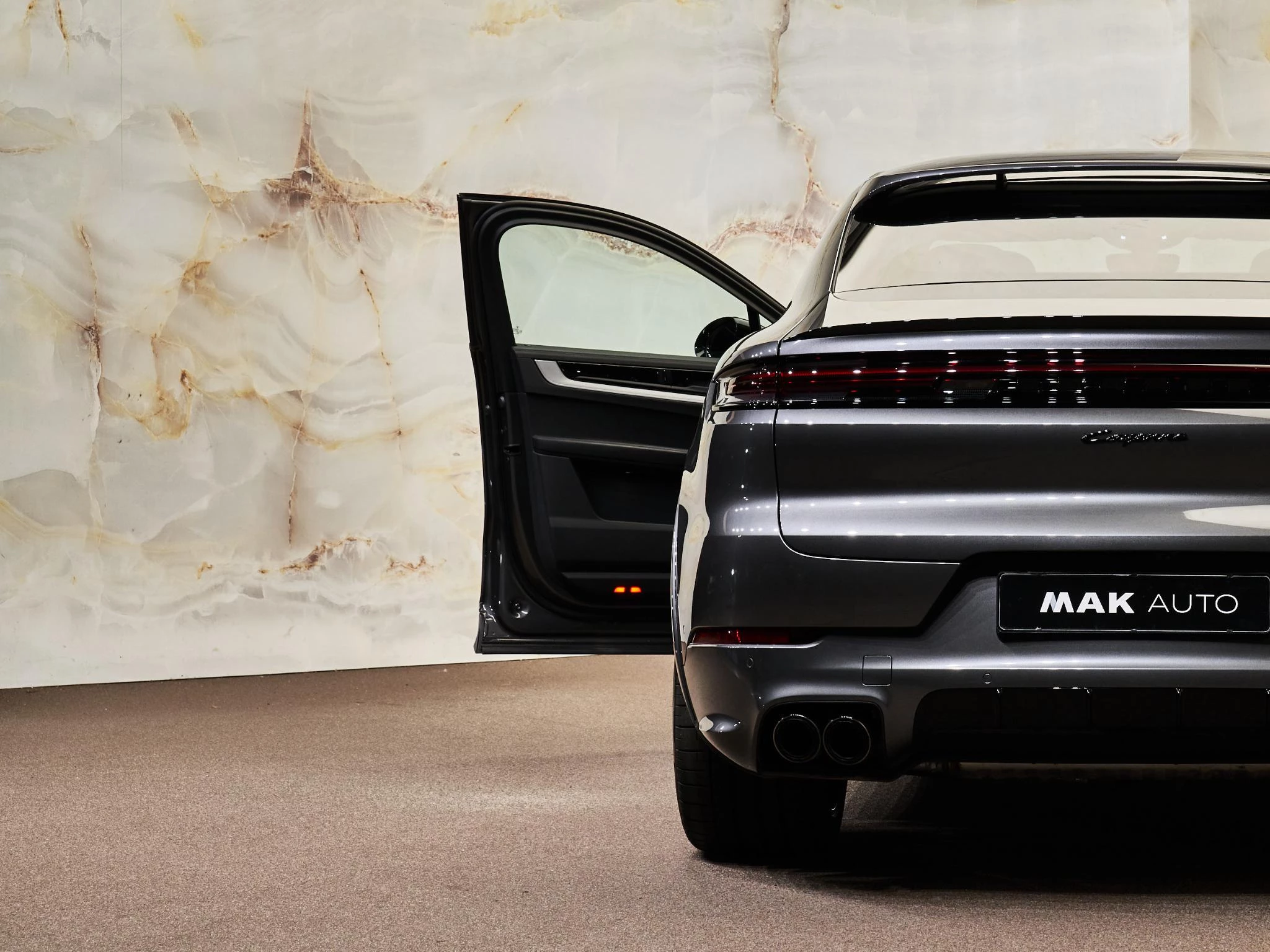 Hoofdafbeelding Porsche Cayenne