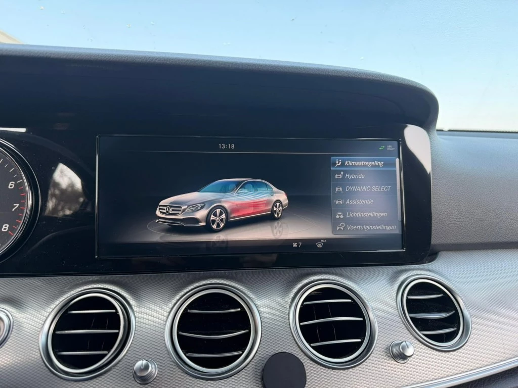 Hoofdafbeelding Mercedes-Benz E-Klasse