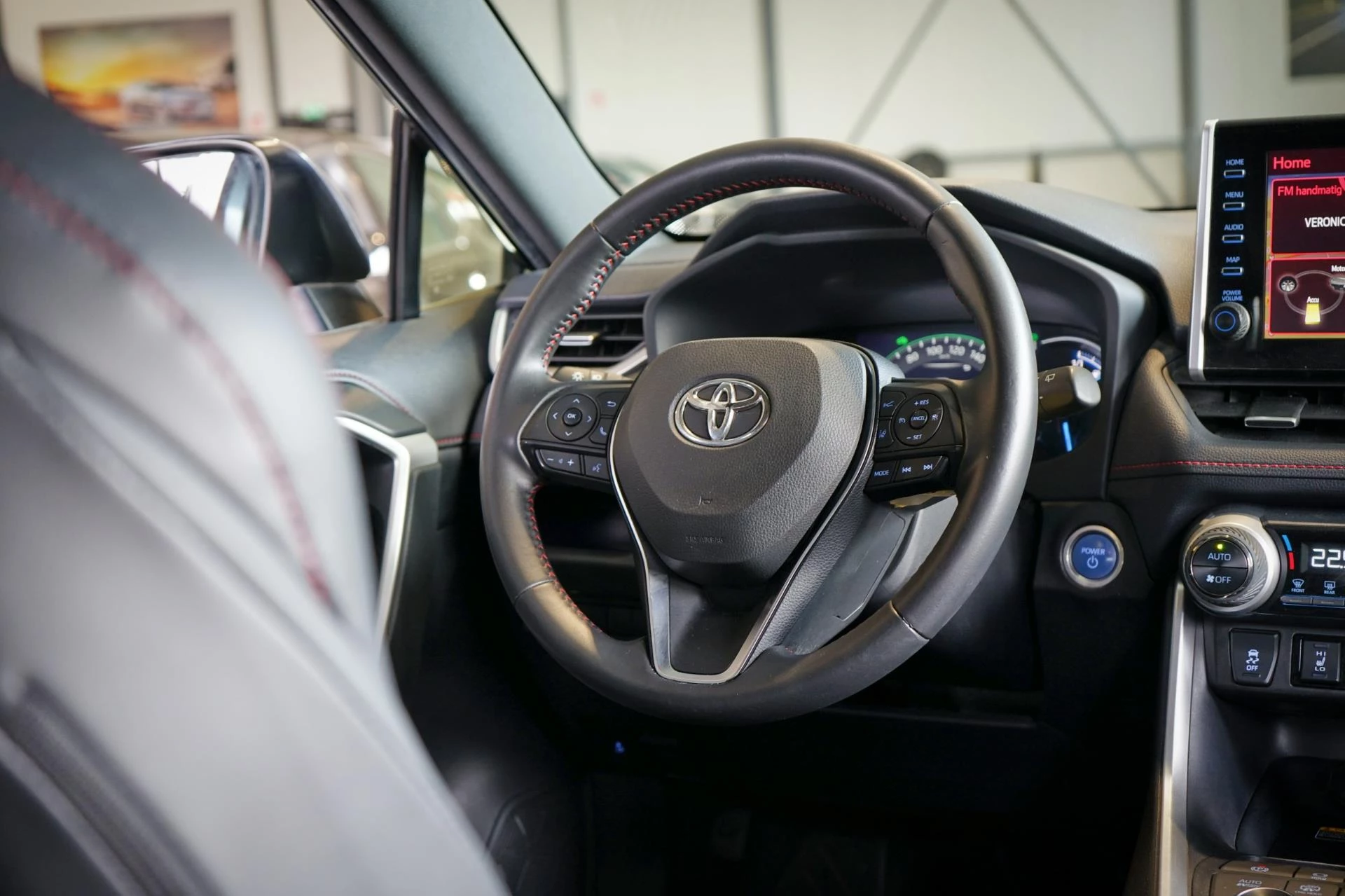 Hoofdafbeelding Toyota RAV4