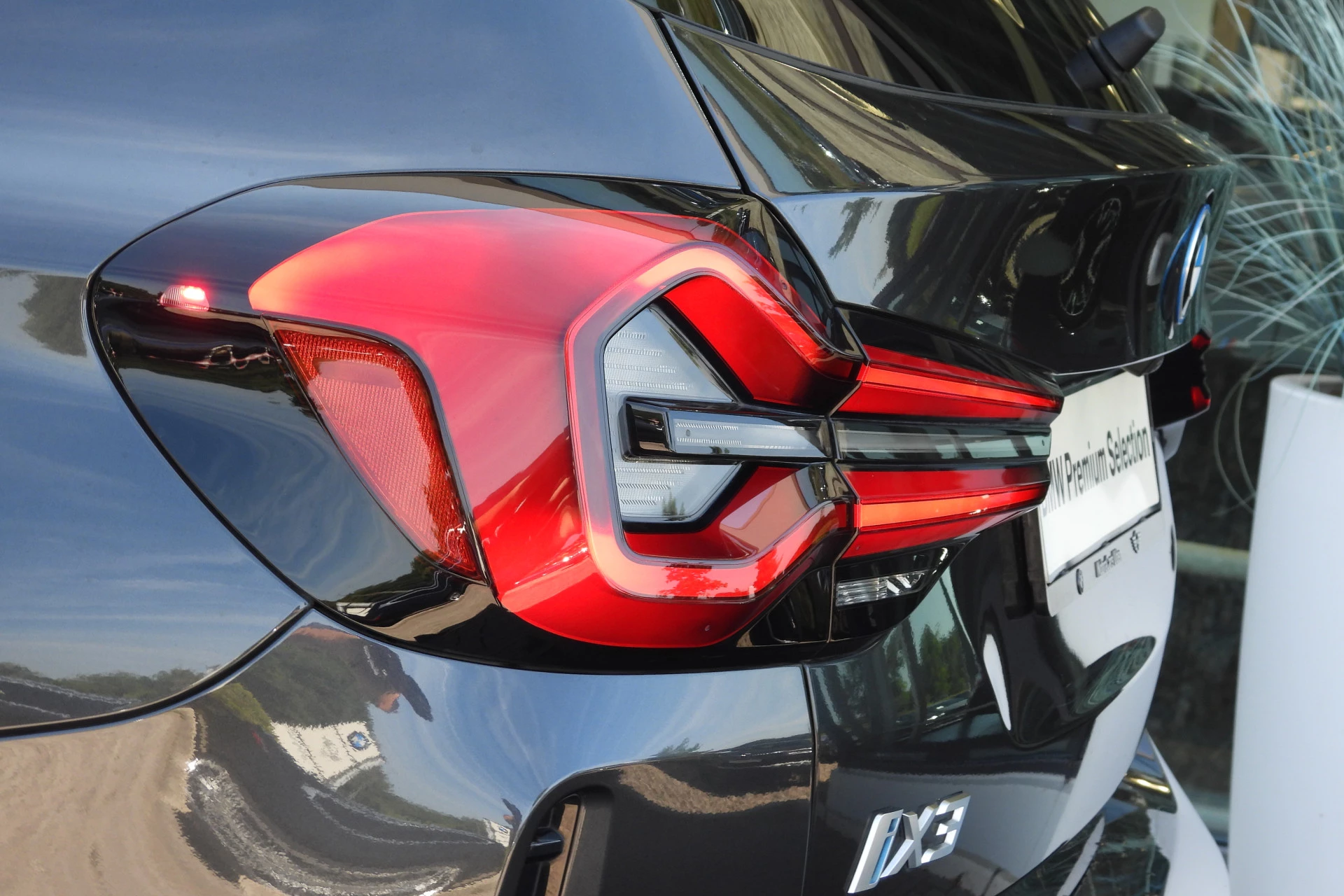 Hoofdafbeelding BMW iX3