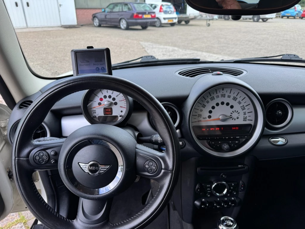 Hoofdafbeelding MINI One