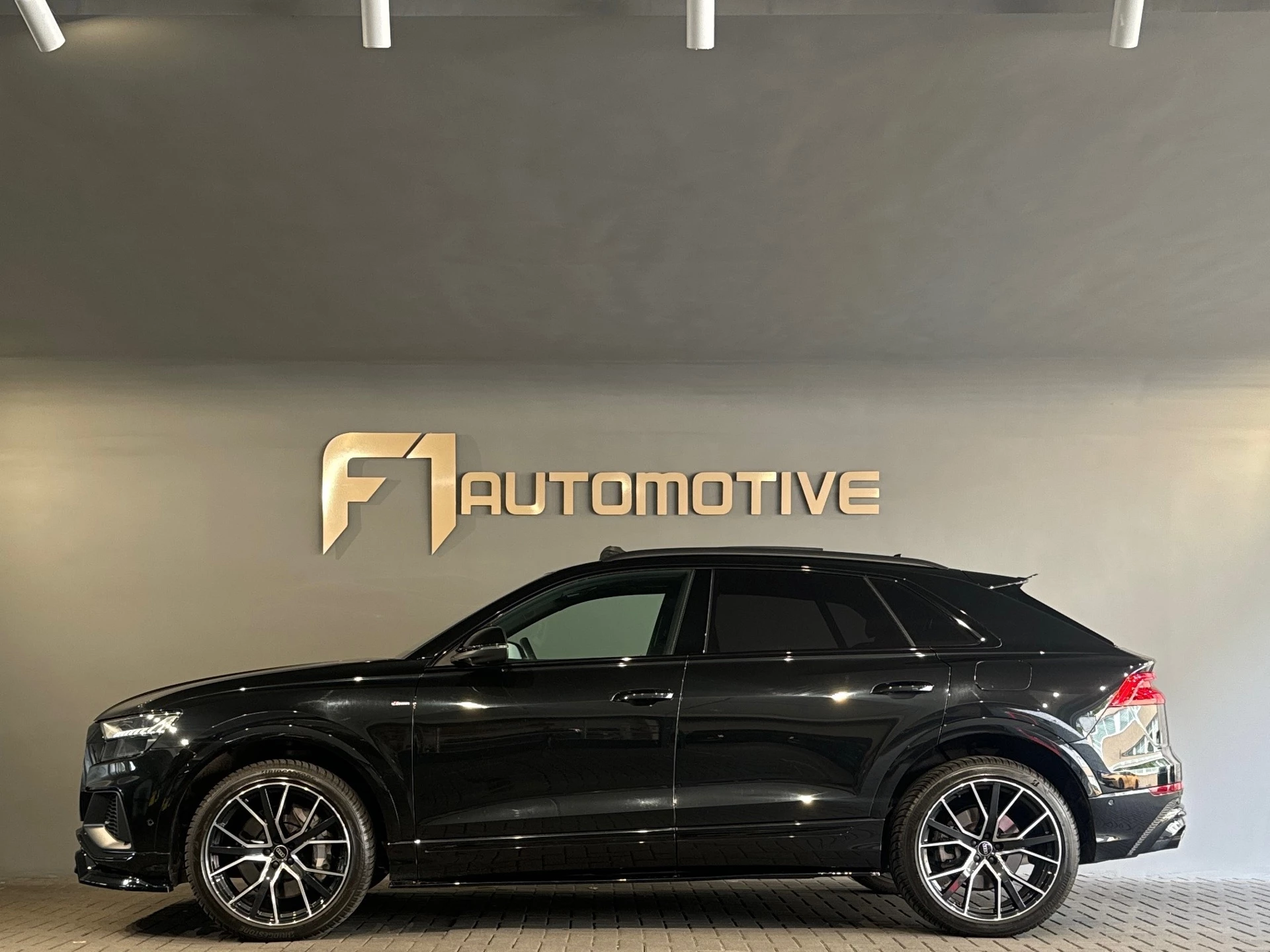 Hoofdafbeelding Audi Q8