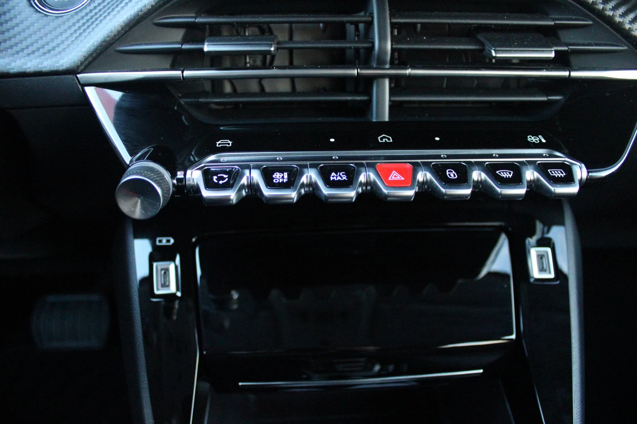 Hoofdafbeelding Peugeot e-208