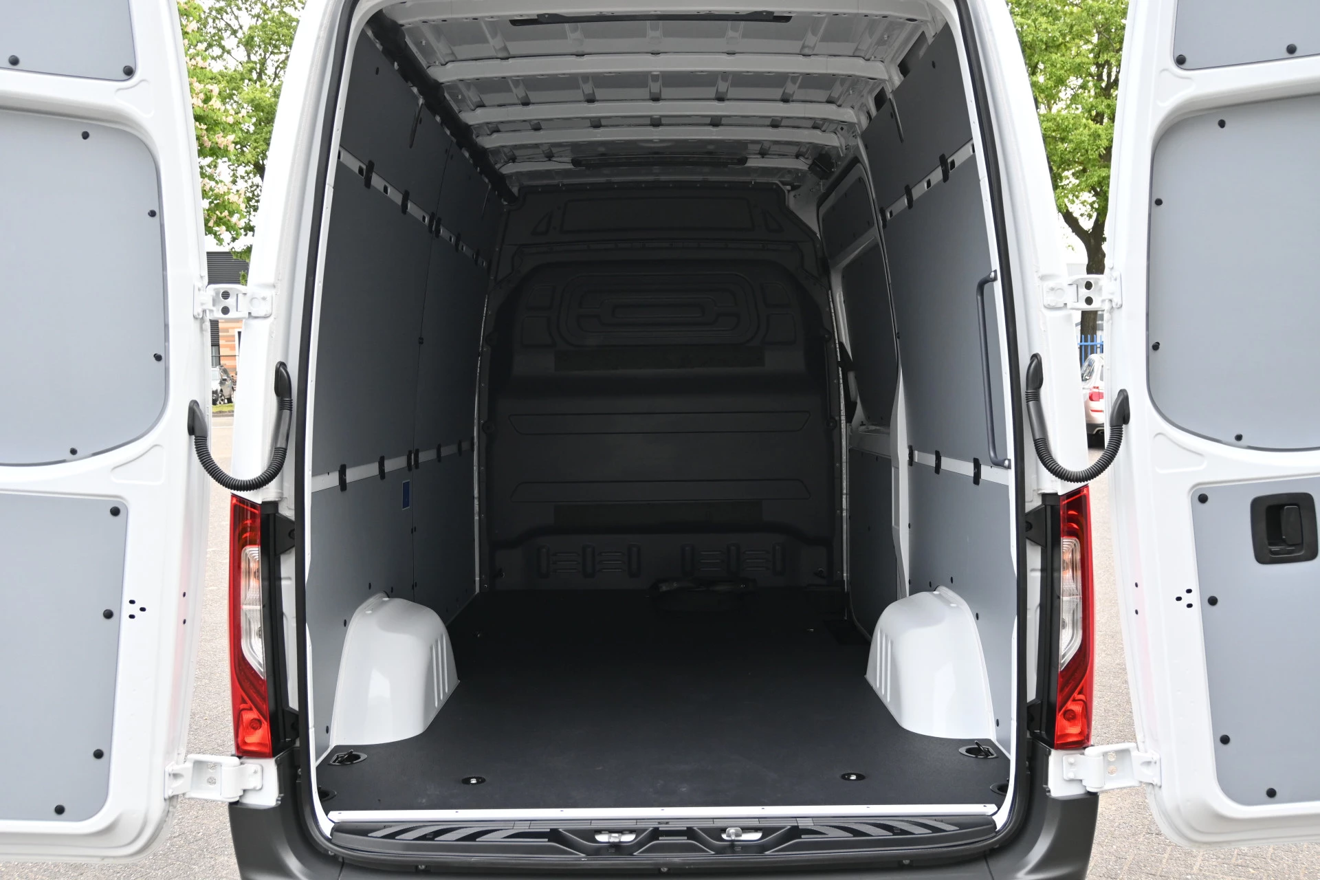 Hoofdafbeelding Mercedes-Benz eSprinter