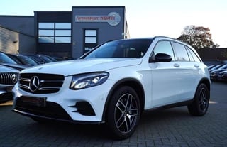 Mercedes-Benz GLC-klasse 250 4MATIC Business Solution AMG | Panorama | Leder / Alcantara | 100% onderhouden | LED / Xenon | NAP |