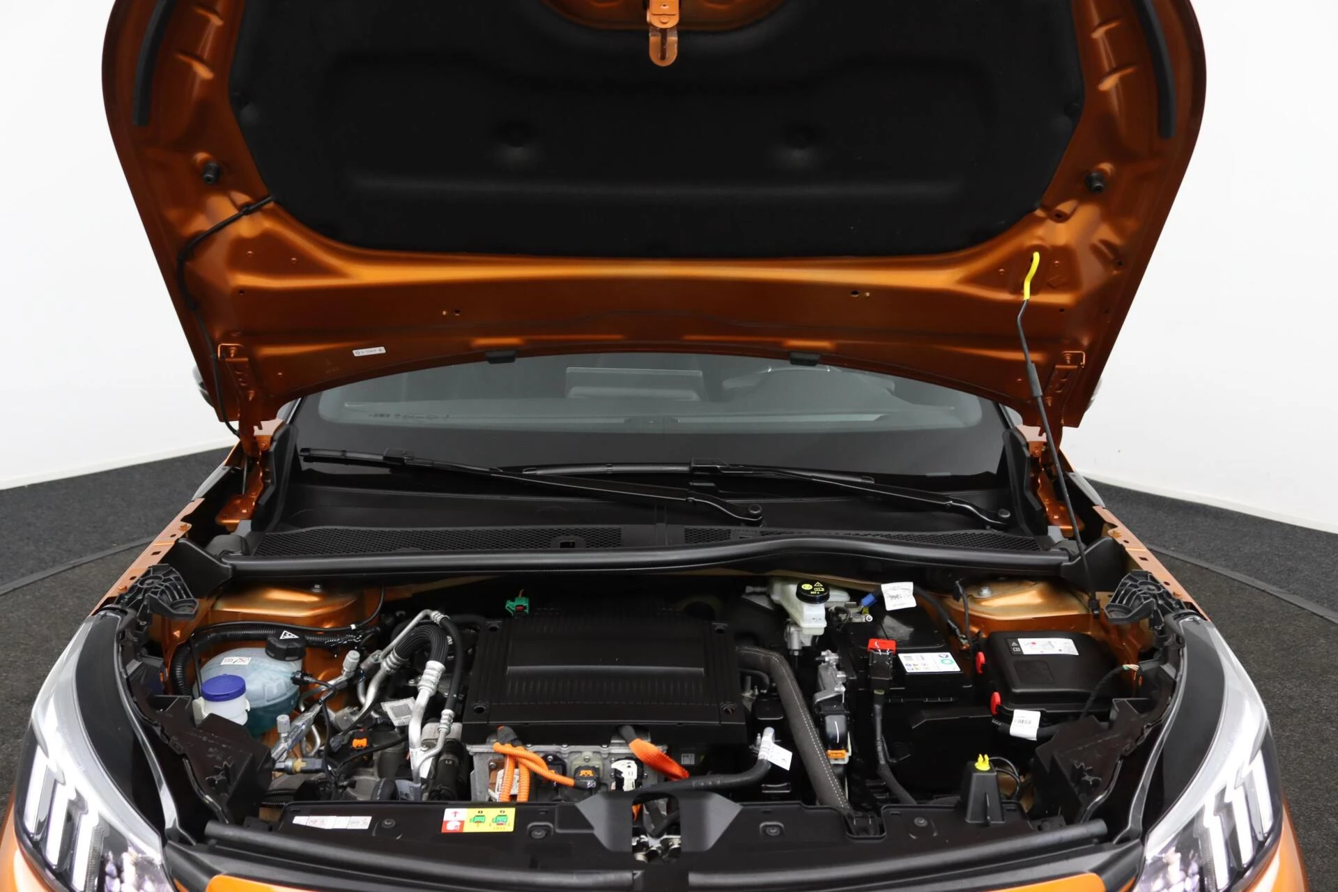 Hoofdafbeelding Peugeot e-2008