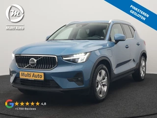Volvo XC40 T5 Plus Bright PHEV 262pk Dealer O.H | Trekhaak Af Fabriek | Camera | Adaptive Cruise | Harman & Kardon | Lederen Sportstoelen Memory & Verwarmd | Keyless | Blis | Stuur Verwarmd | Navigatie | Virtual | 18"L.M | DAB |