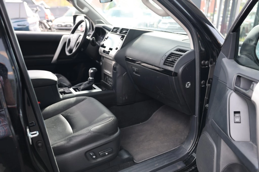 Hoofdafbeelding Toyota Land Cruiser