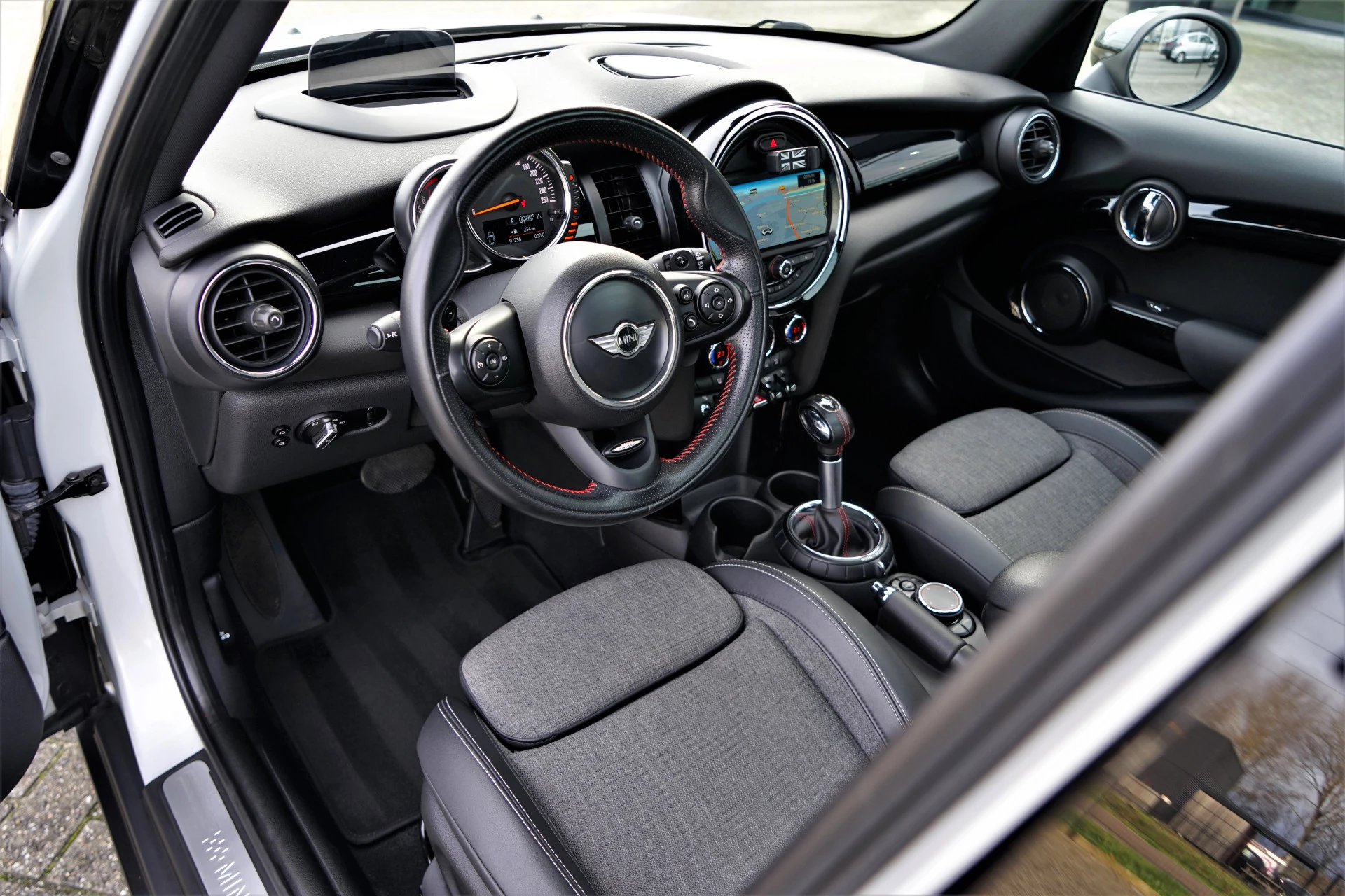 Hoofdafbeelding MINI Cooper S