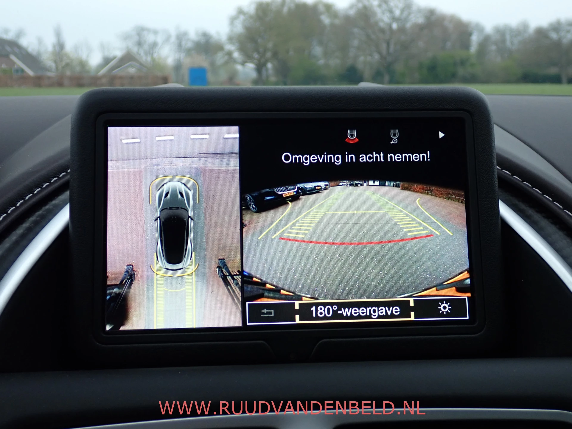 Hoofdafbeelding Aston Martin DBS