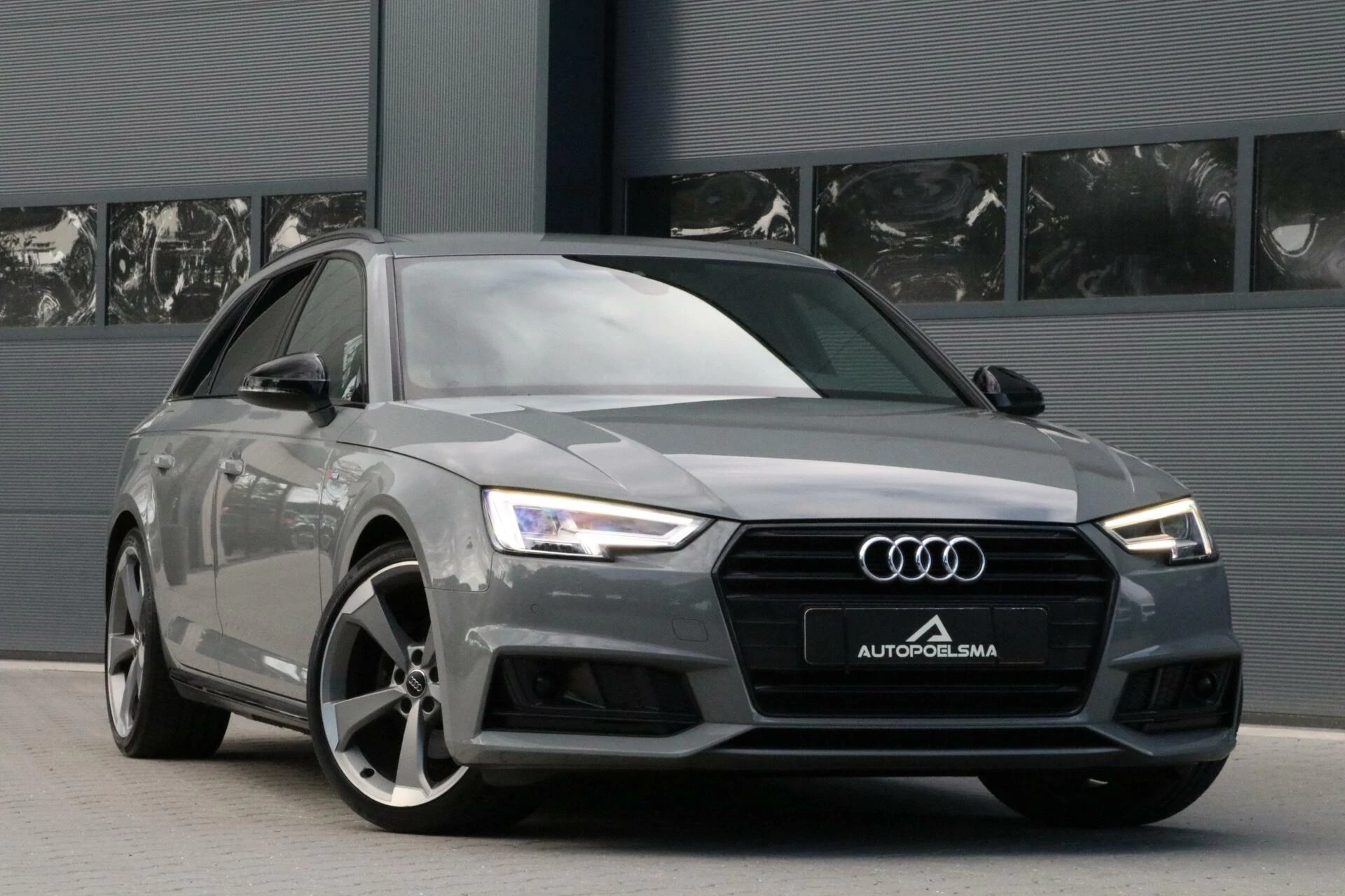 Hoofdafbeelding Audi A4