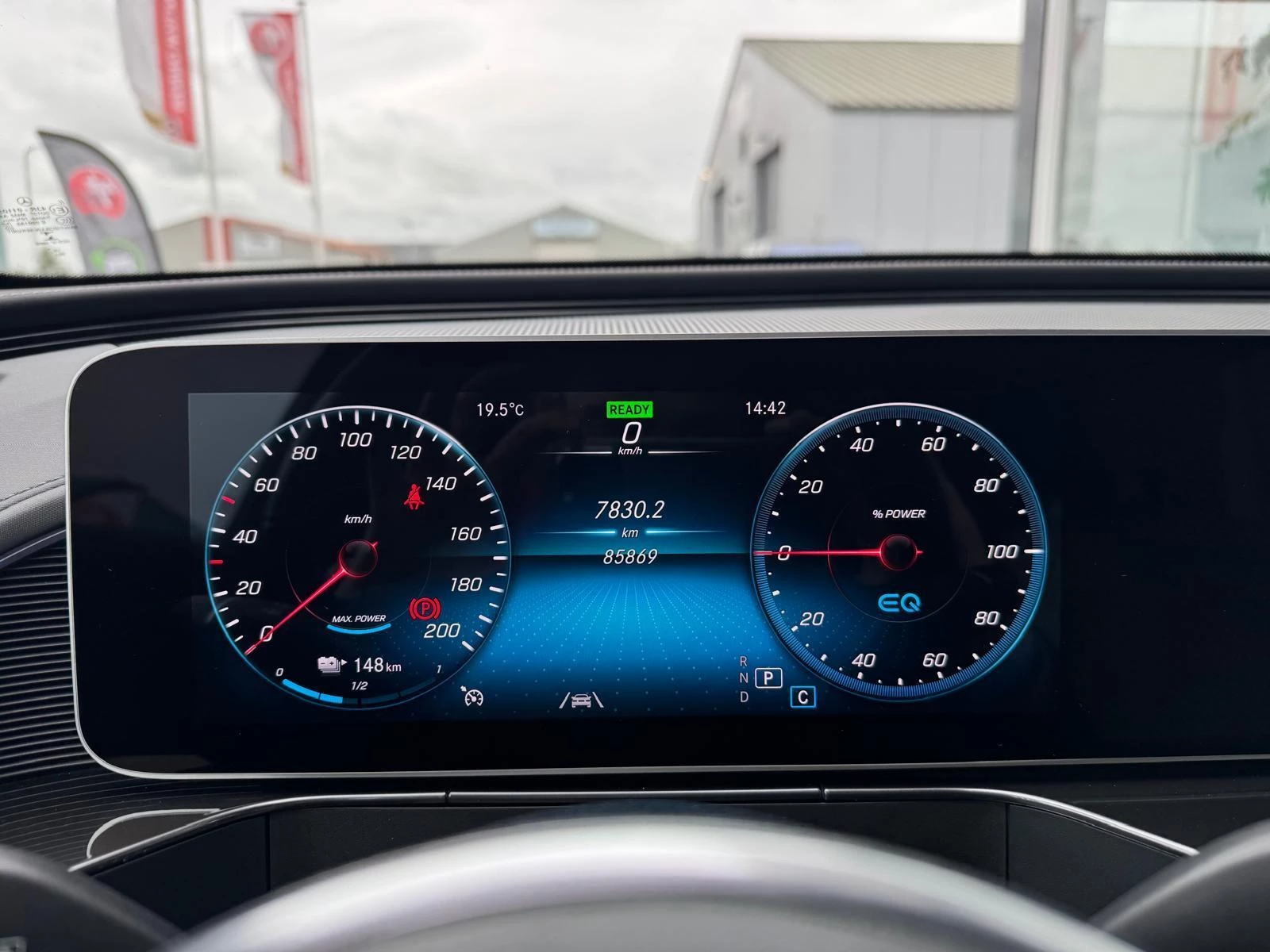 Hoofdafbeelding Mercedes-Benz EQC