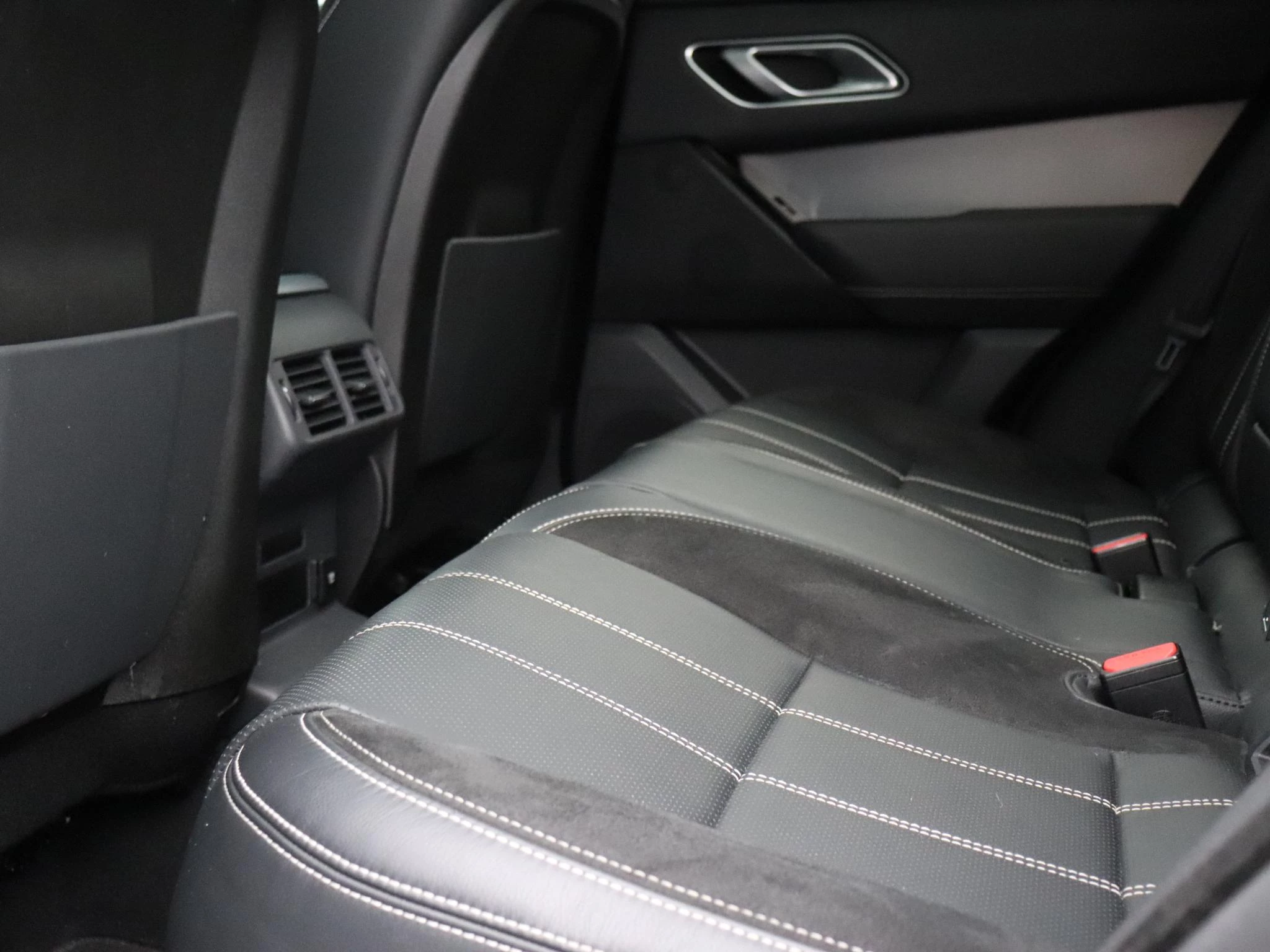 Hoofdafbeelding Land Rover Range Rover Velar