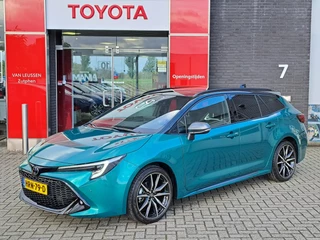 Toyota Corolla Touring Sports Hybrid 140 GR Sport BLIND SPOT PANO-/SCHUIFKANTELDAK JBL-AUDIO HEAD-UP PARK-SENSOREN ELEK-KLEP
