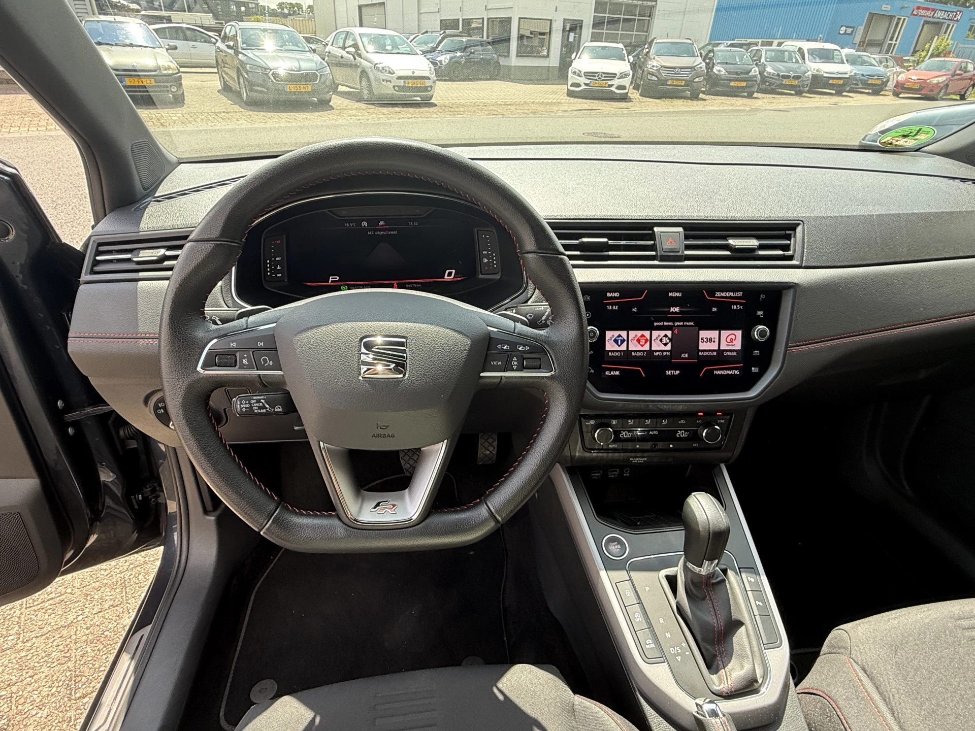 Hoofdafbeelding SEAT Arona