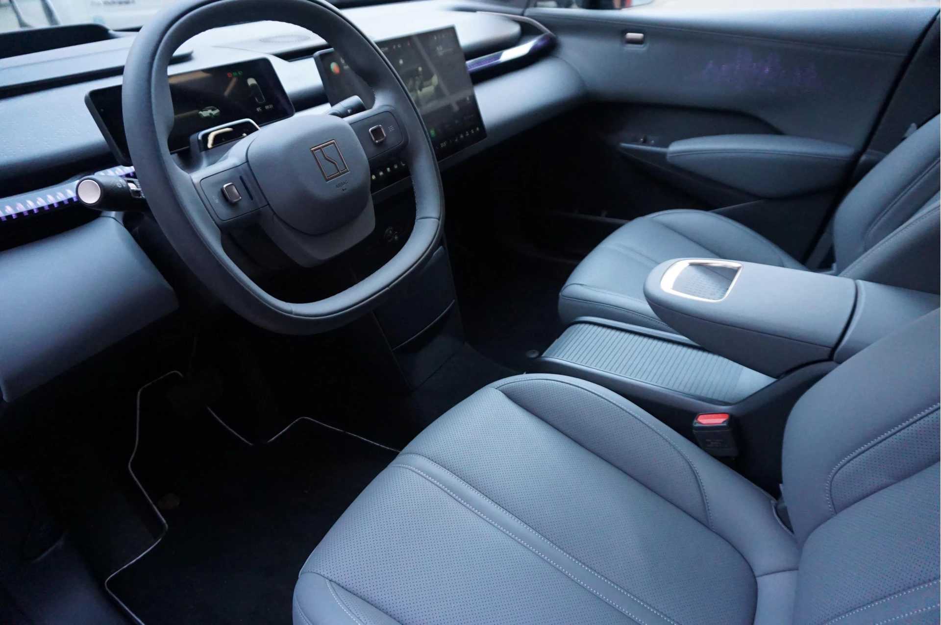 Hoofdafbeelding Volvo EX30