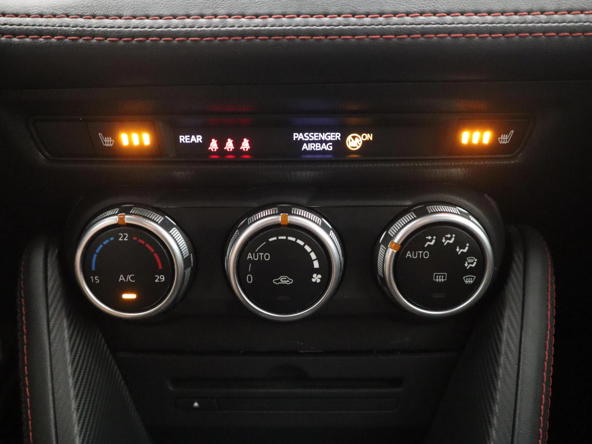 Hoofdafbeelding Mazda 2