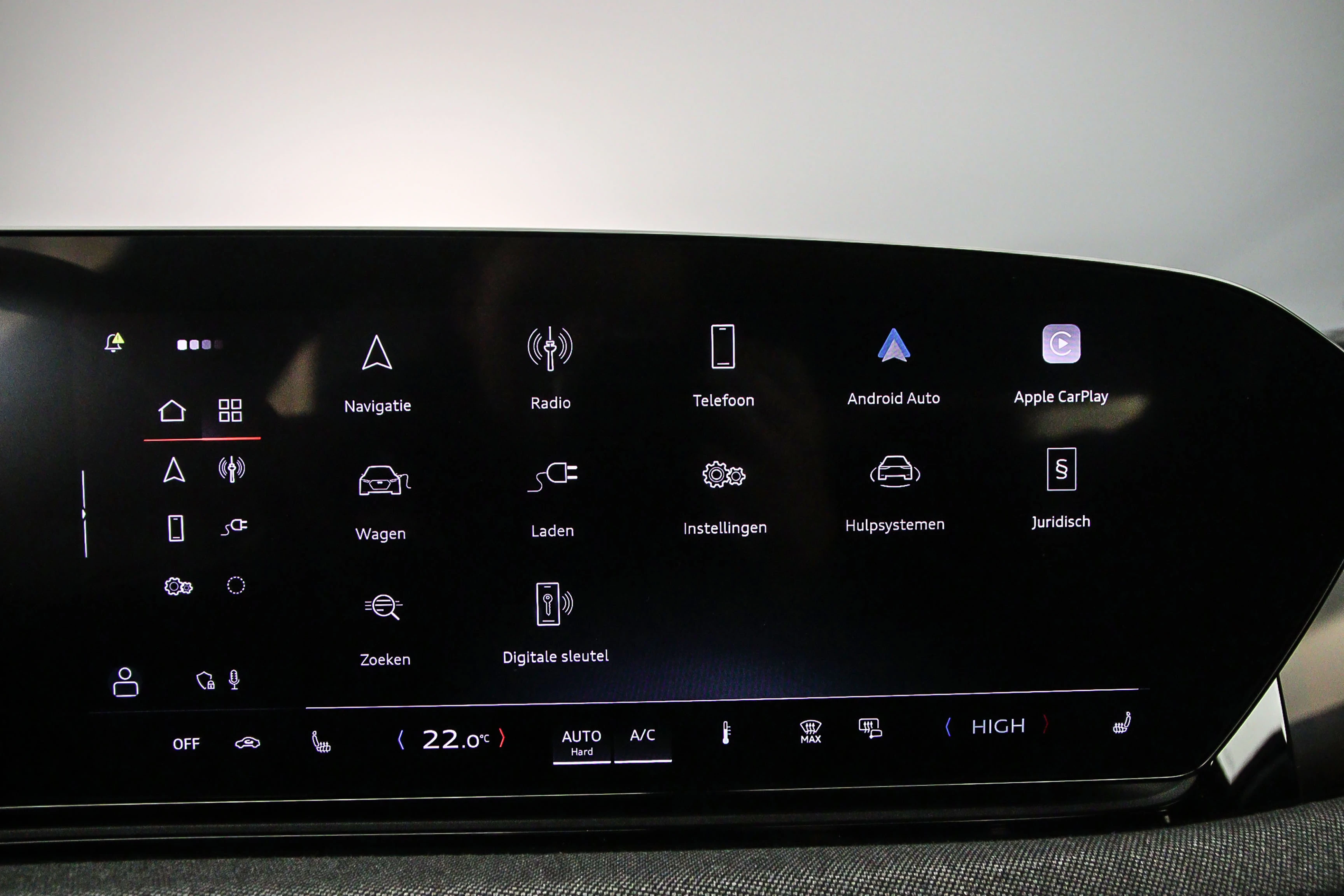 Hoofdafbeelding Audi A6 Avant e-tron