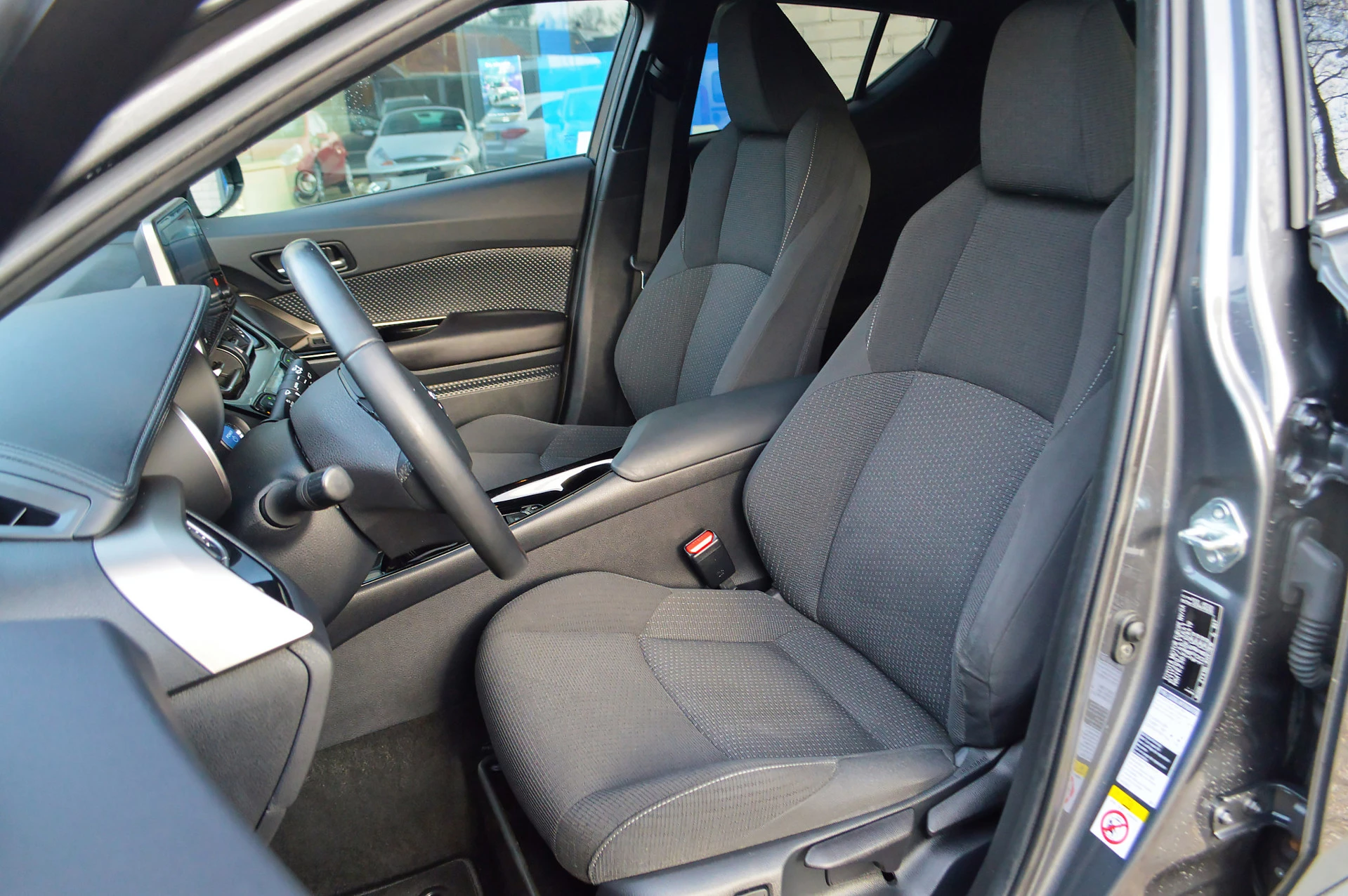 Hoofdafbeelding Toyota C-HR